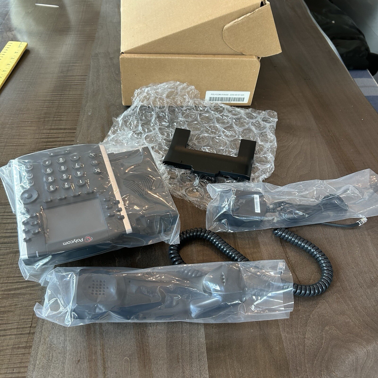 Telephone Polycom VVX 400 PoE Business Media Phone 2200-46157-025 Nes