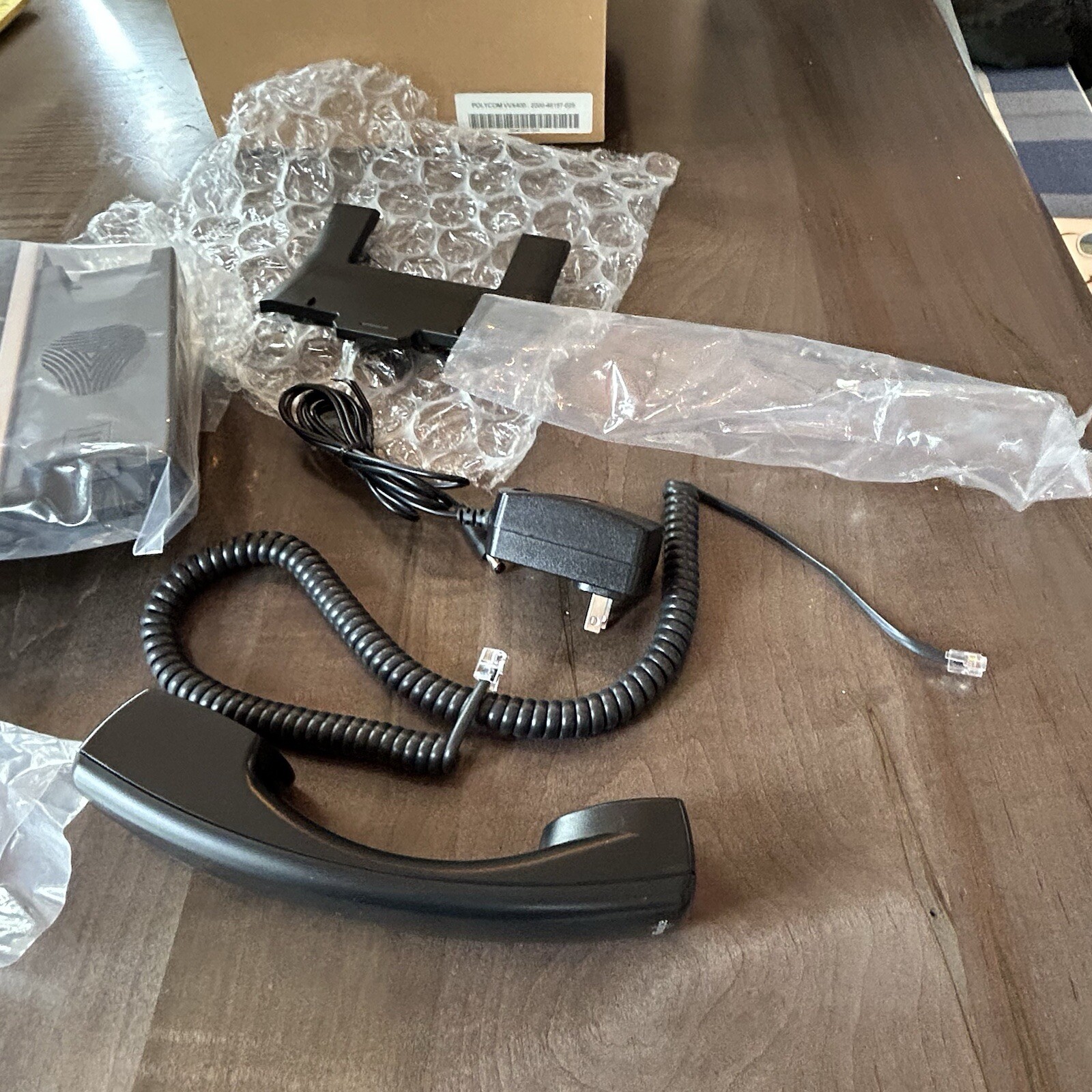 Telephone Polycom VVX 400 PoE Business Media Phone 2200-46157-025 Nes