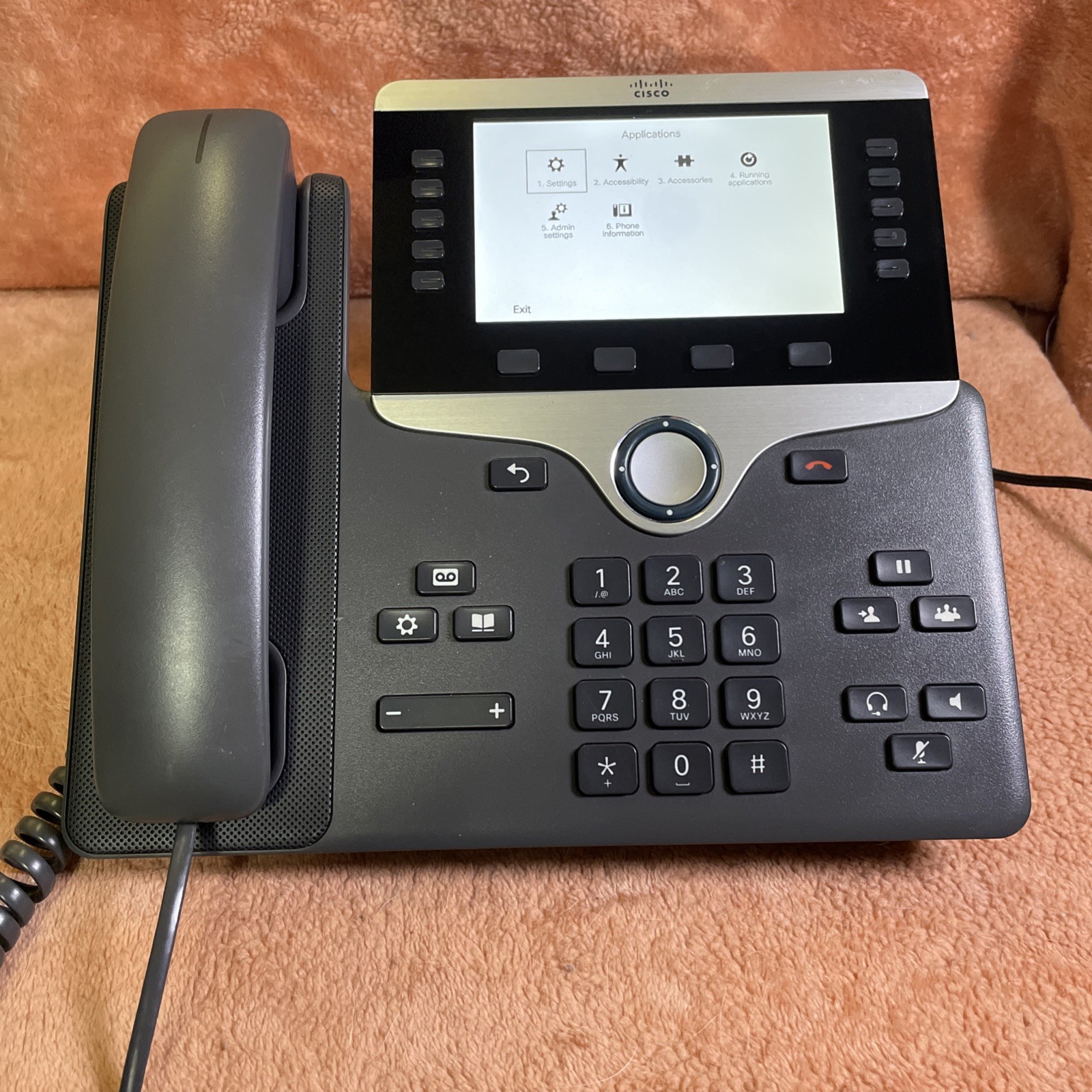 Cisco CP-8811-K9 IP VoIP Phone 8811 Series Phone NO POWER CORD!