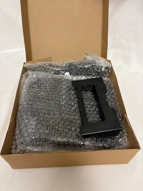 Yealink SIP-T33G Business IP phone featuring a 2.4-inch color display