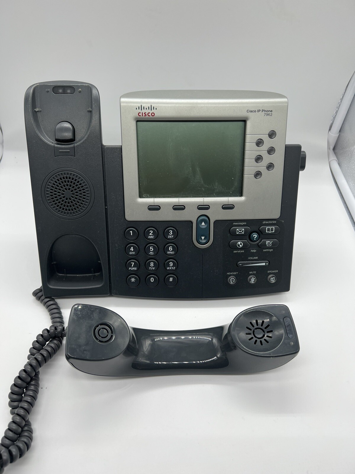 Cisco 7962G Unified IP Business Phone PoE – AC Power Supply Not Included