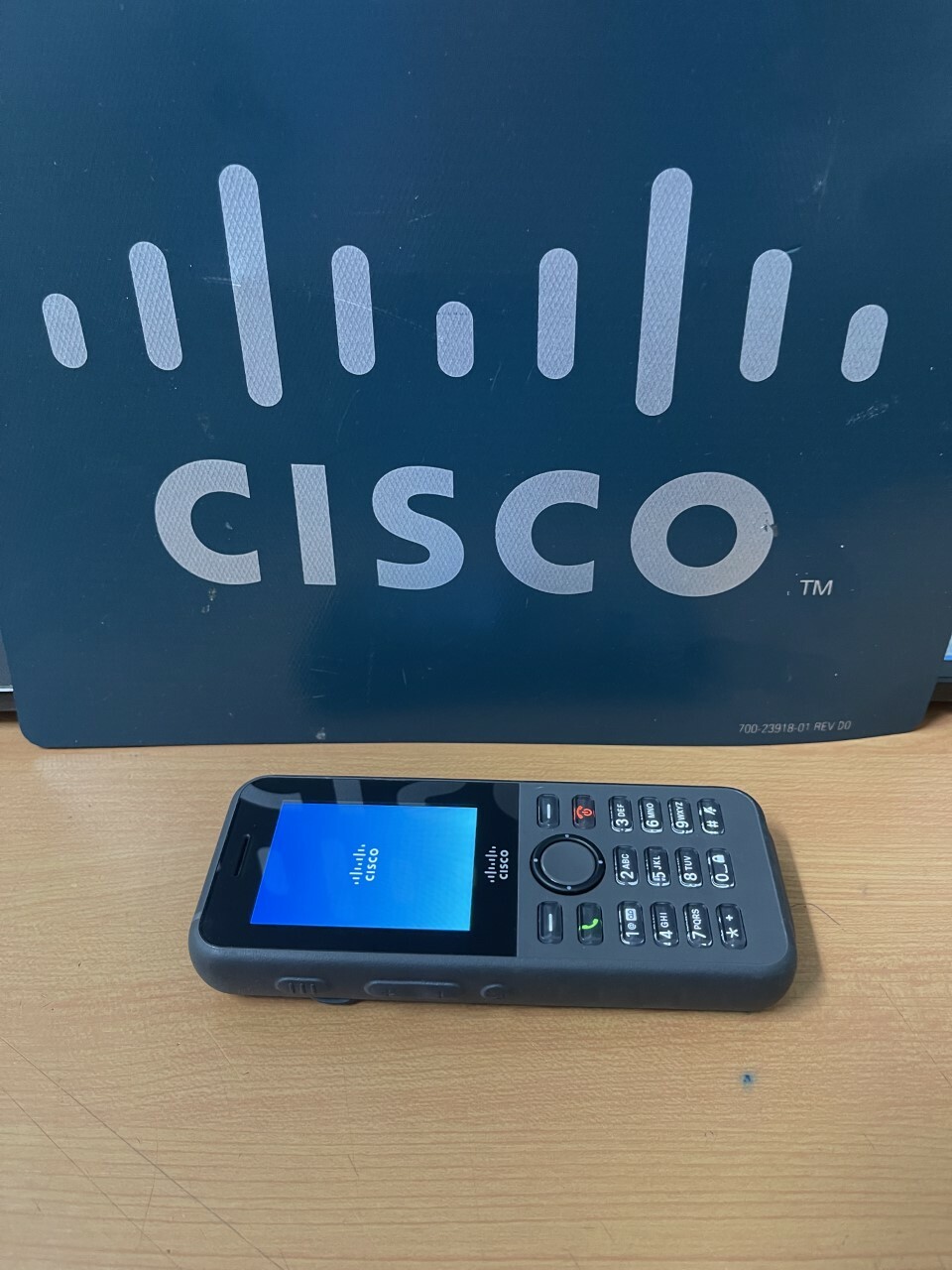 lot of 10 Cisco CP-8821-K9 Wireless IP VoIP Phone WITH BATTERY