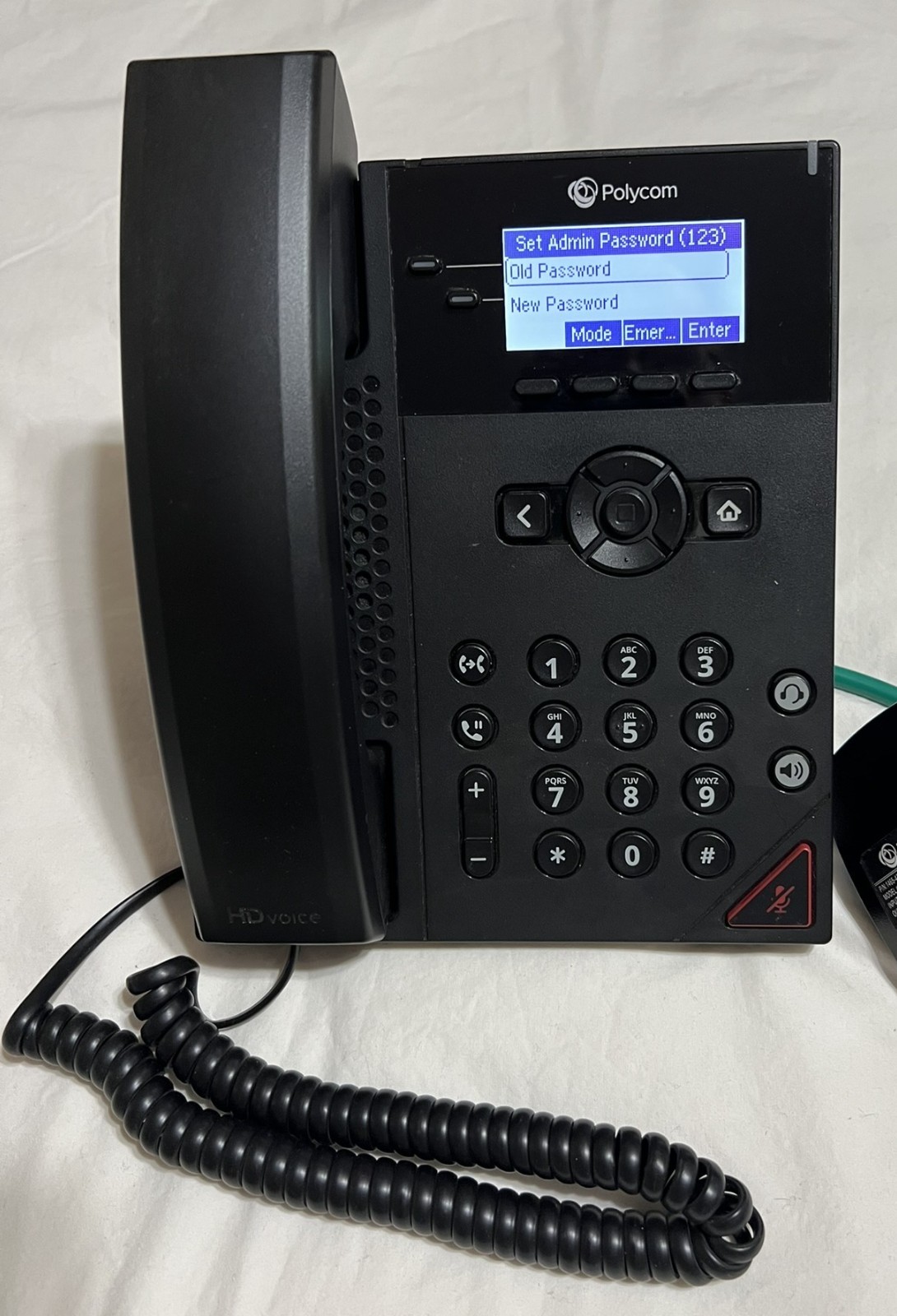 2 Polycom VVX 150, VVX-150 2-line Business IP Phones – SIP – PoE – Tested