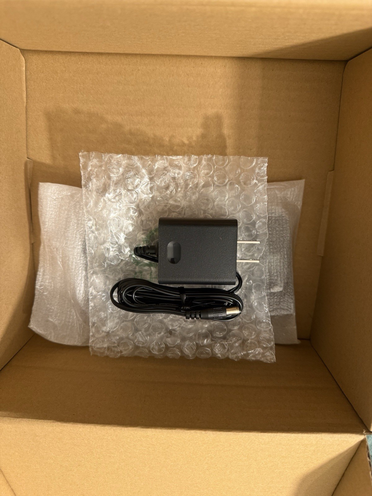 Brand New Yealink SIP-T33G Classic IP Phone