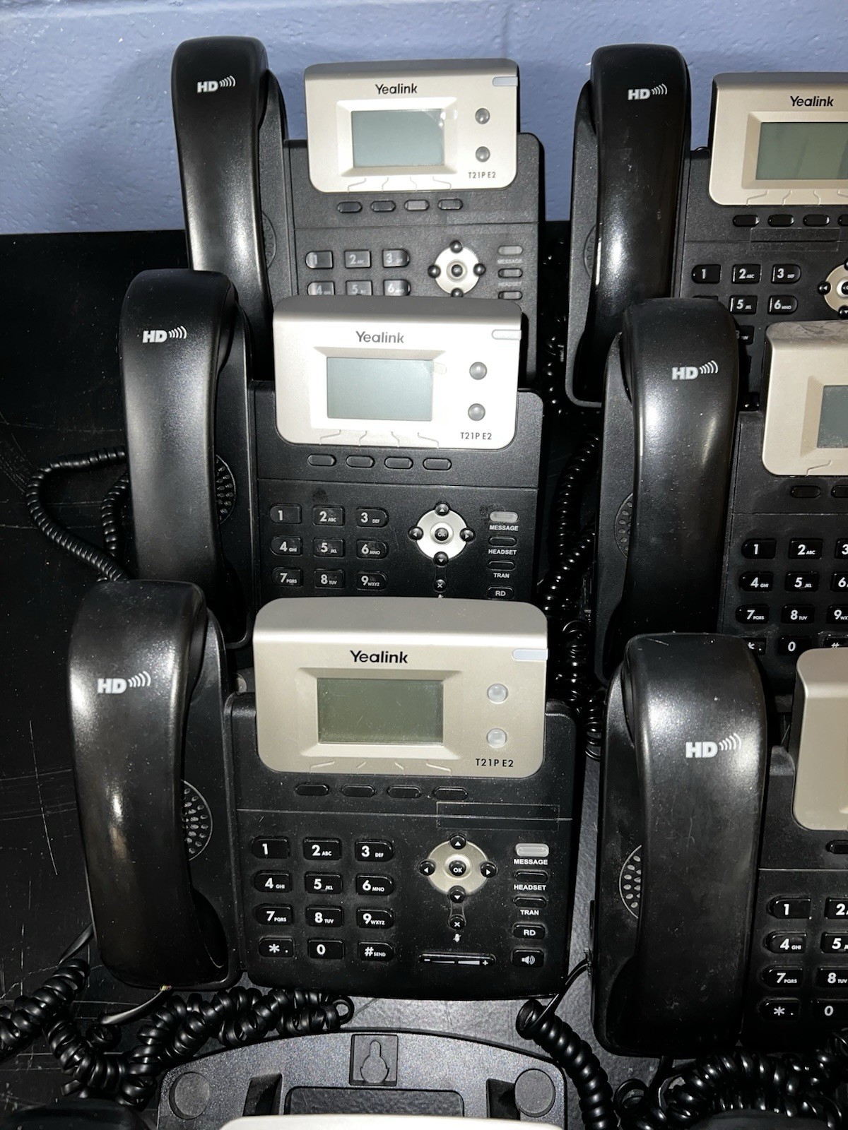 Yealink SIP-T21P E2 LCD HD Voice Dual-line Entry Level IP Phone Lot of 8