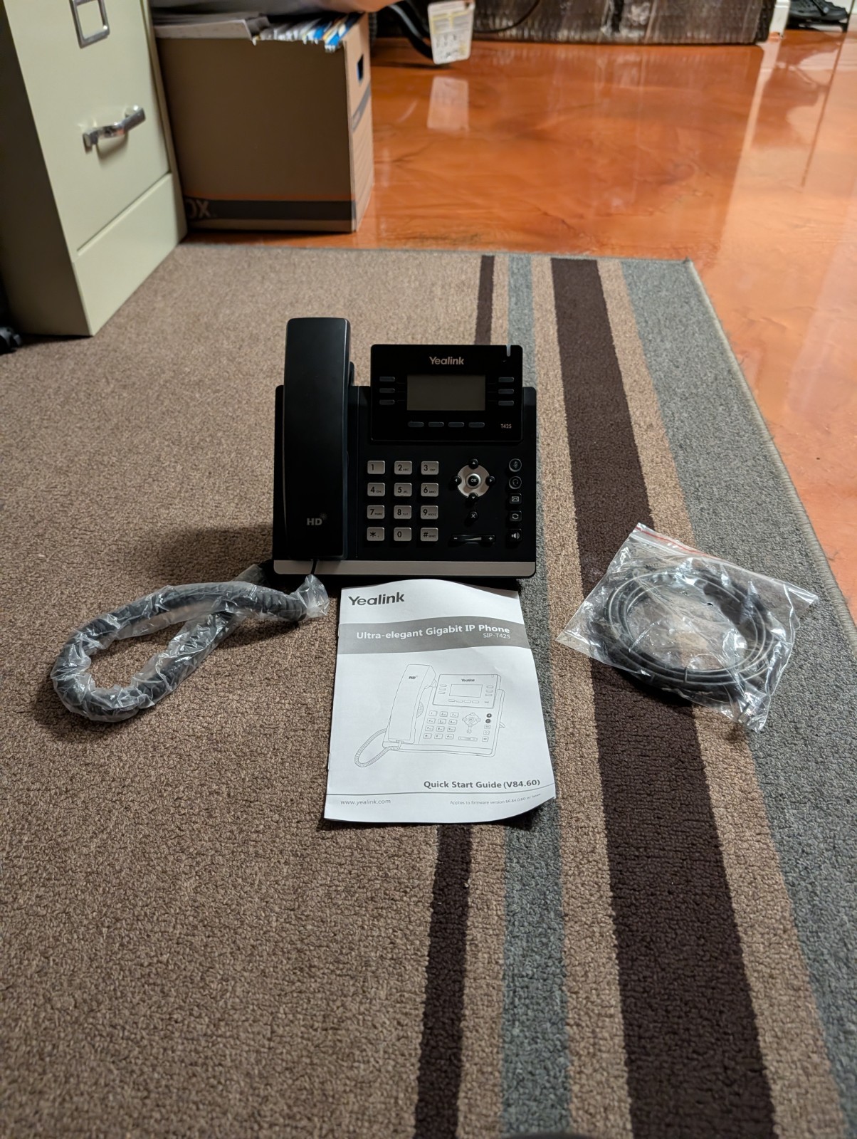 Yealink SIP-T42S IP Phone USB PoE Speakerphone Ethernet RJ-45 RJ-11 [TESTED]