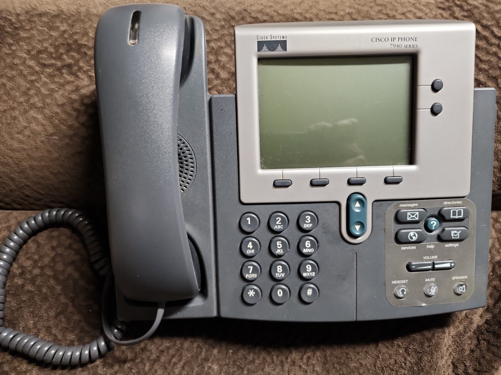 Cisco 7940 Series Unified IP VoIP Phone Telephone Office Business CP-7940G