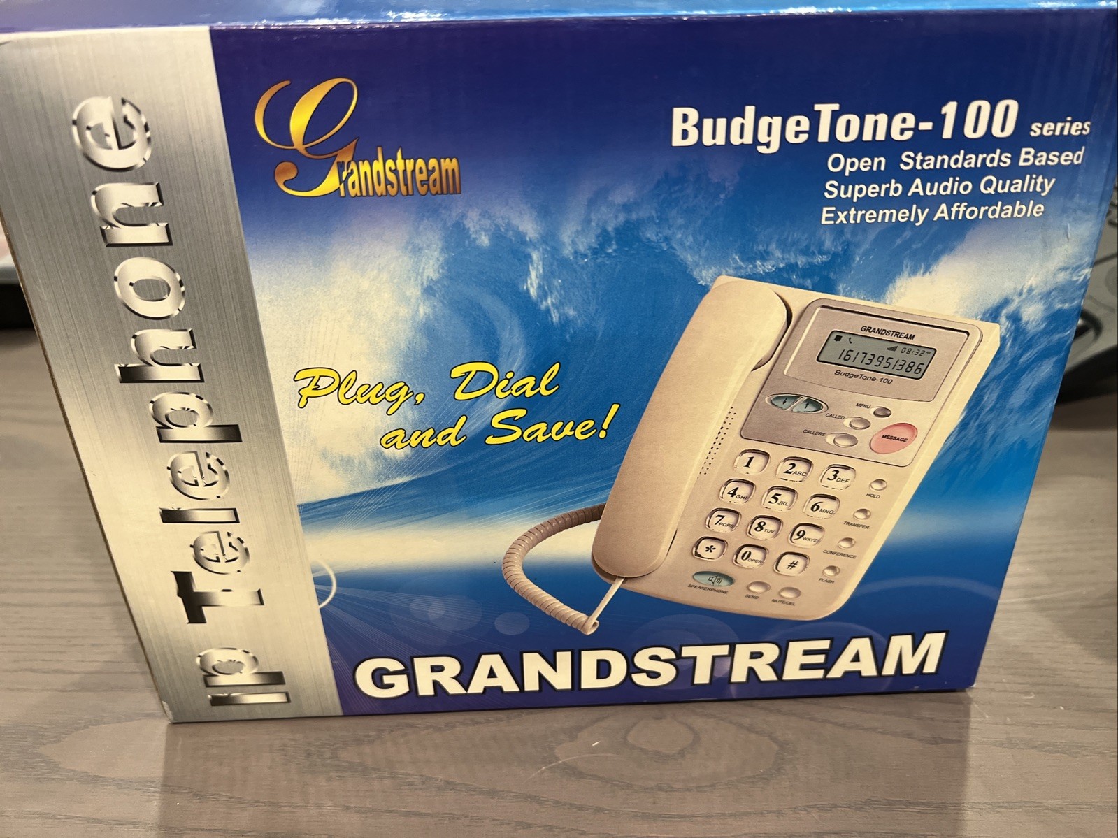 Grandstream Budgetone-100 IP Telephone Black
