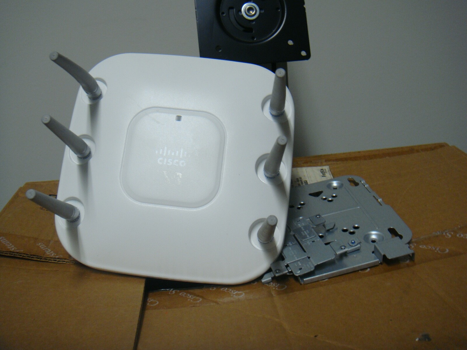 Cisco Aironet 802.11a/g/n Wireless Dual Band Access Point AIR-LAP1262N-A-K9
