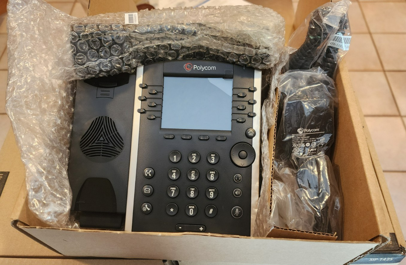 Polycom VVX 400 PoE Business Media IP Phone 2200-46157-001 with power NEW