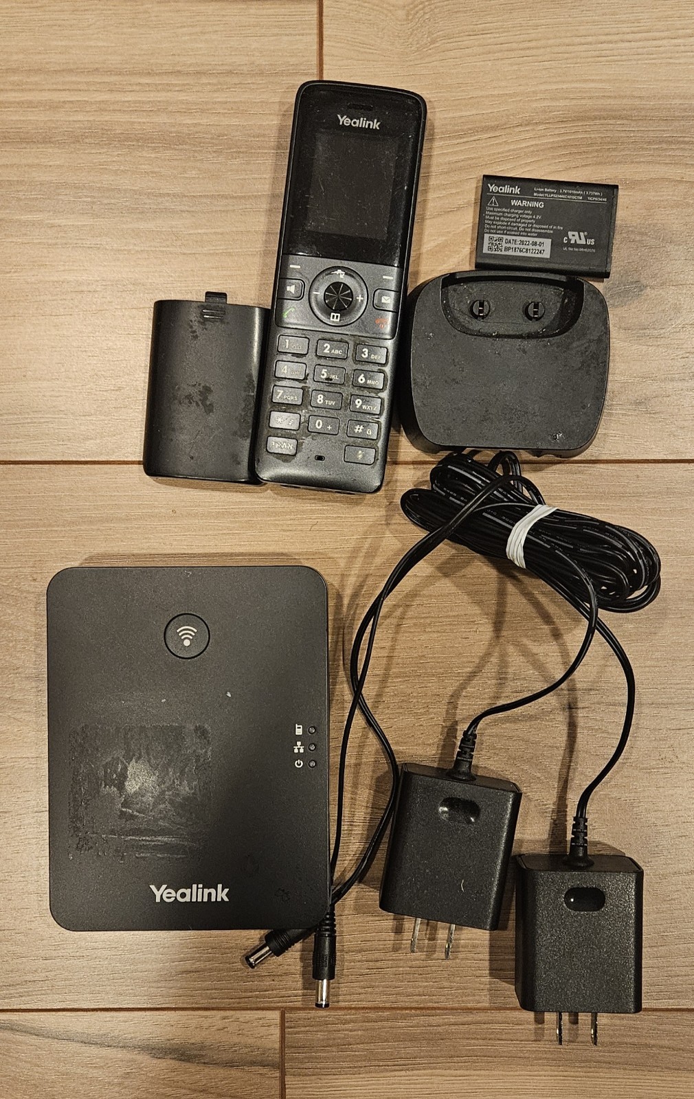 *USED* YEALINK W70B DECT IP BASE STATION VOIP With W73H Handset
