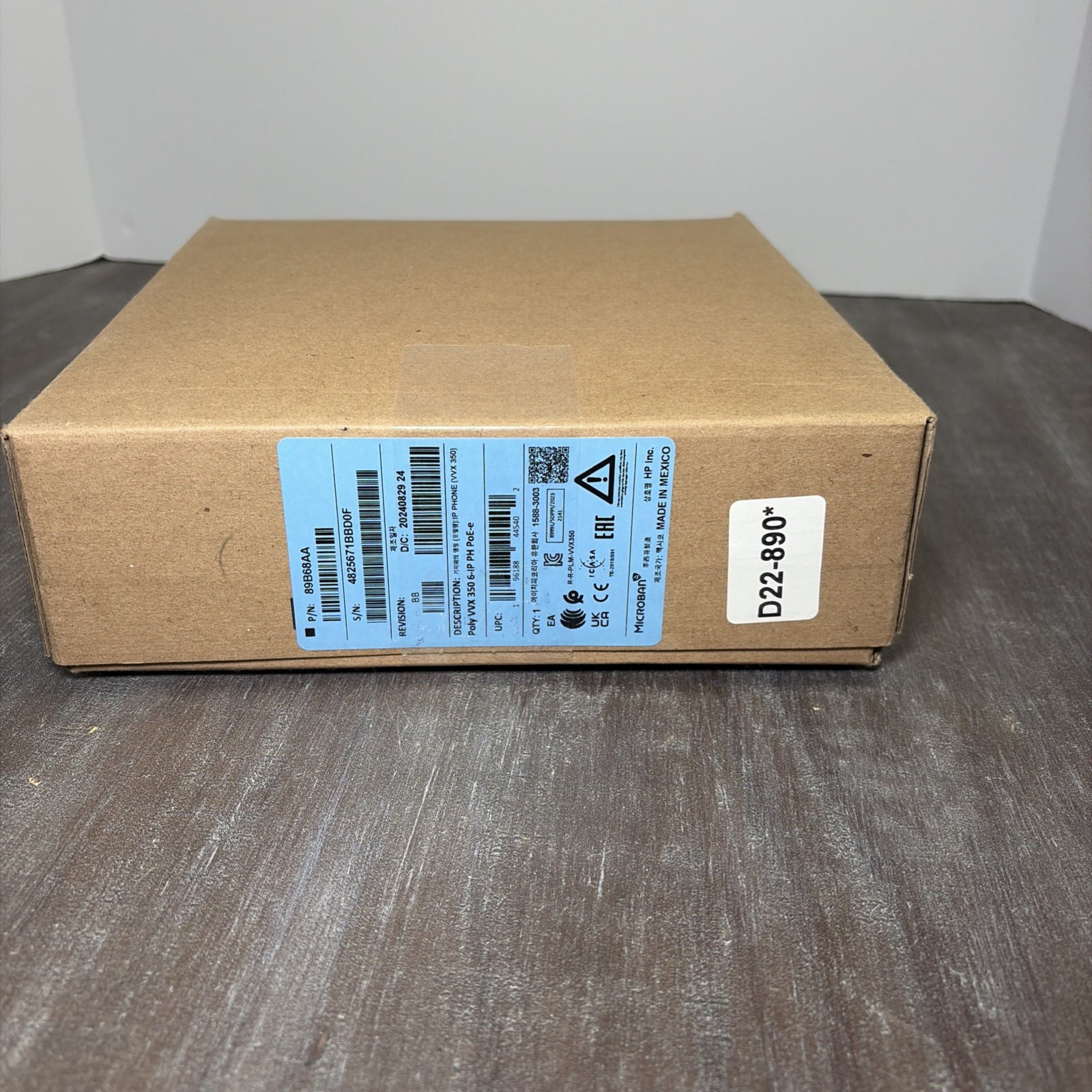 Poly VVX 350 IP Phone Corded Corded Desktop Wall Mountable Black 89B68AA