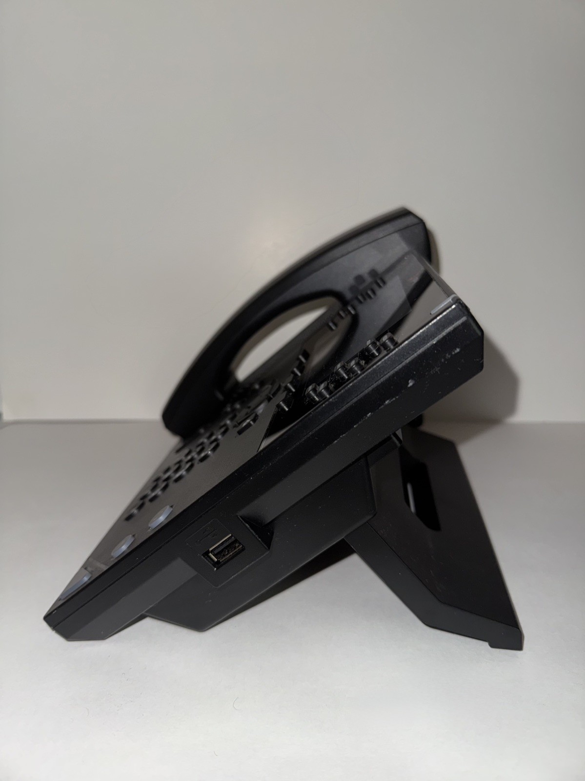 Poly (Plantronics + Polycom) VVX 450 Business IP Phone New & Working