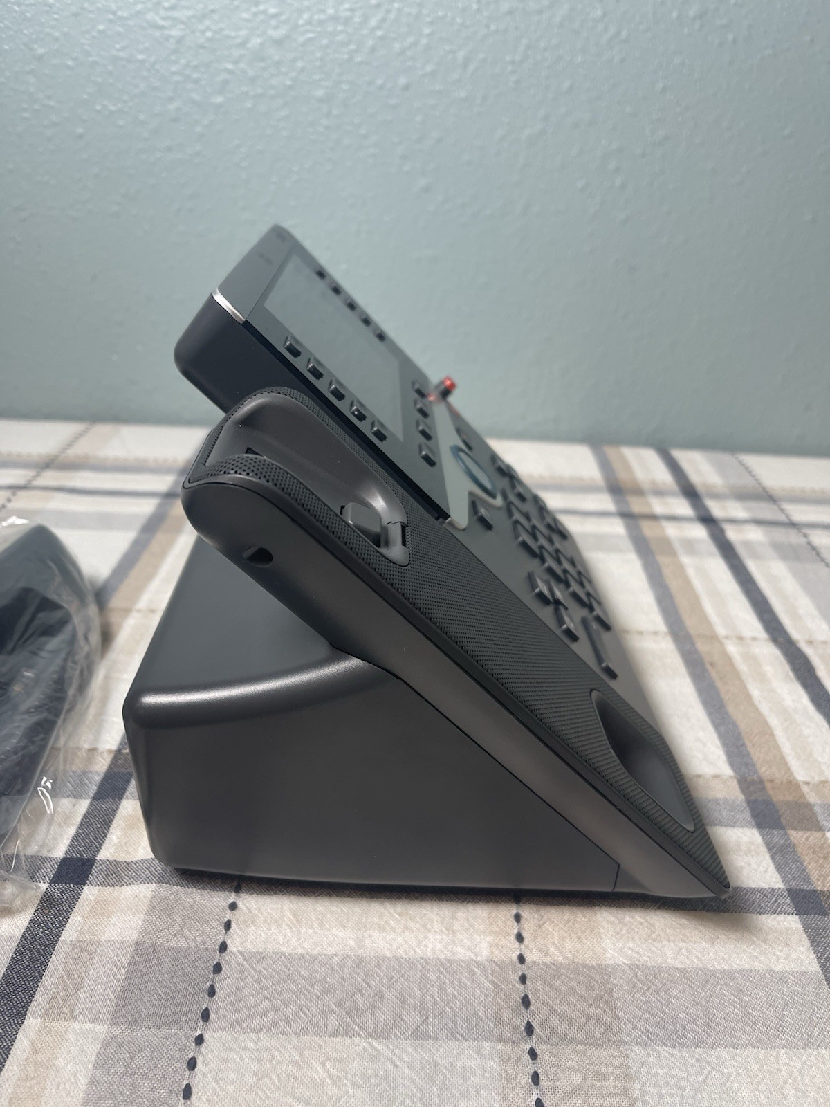 Cisco CP-8851-K9 VoIP Business IP Phone Cisco Brand New.