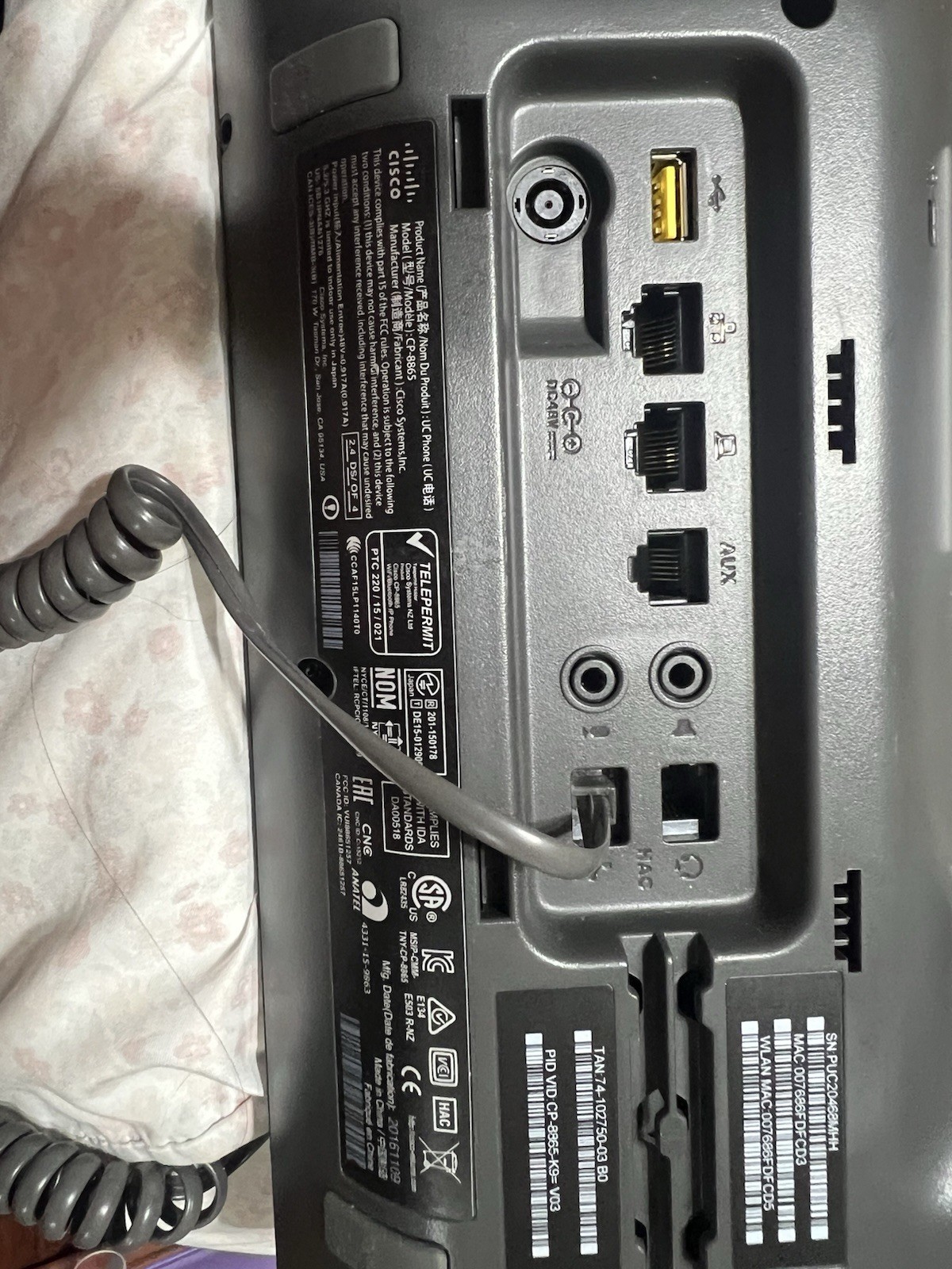 Cisco 8865 IP Phone 5-Line Speakerphone Black/Silver w/ Handset Stand Cables