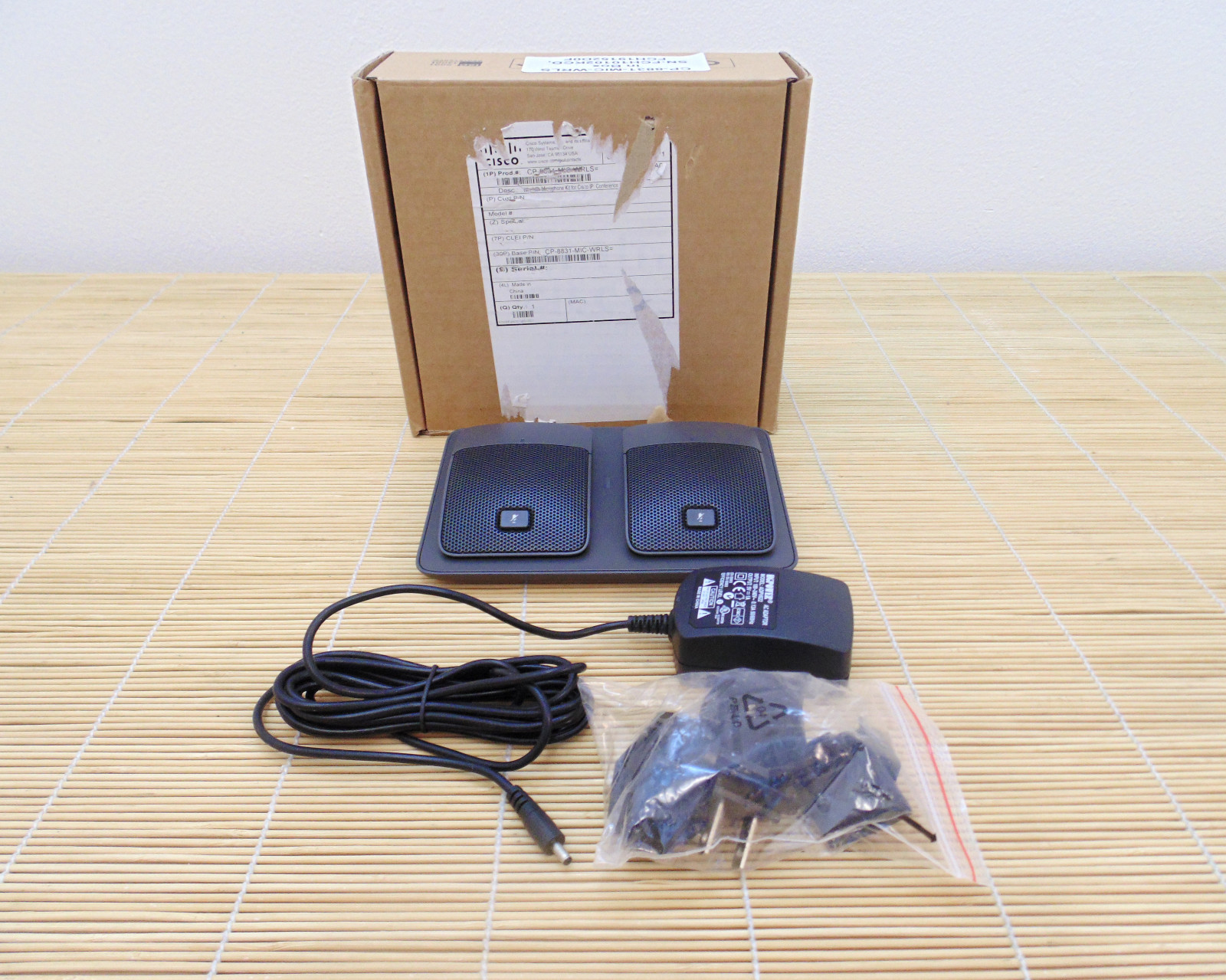 Cisco CP-8831-MIC-WRLS Wireless Microphone Kit Boxed