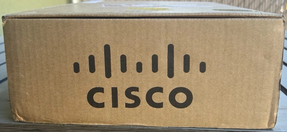 New Open Box Cisco CP-8851 Wall Mountable IP Phone With Cords and Handset