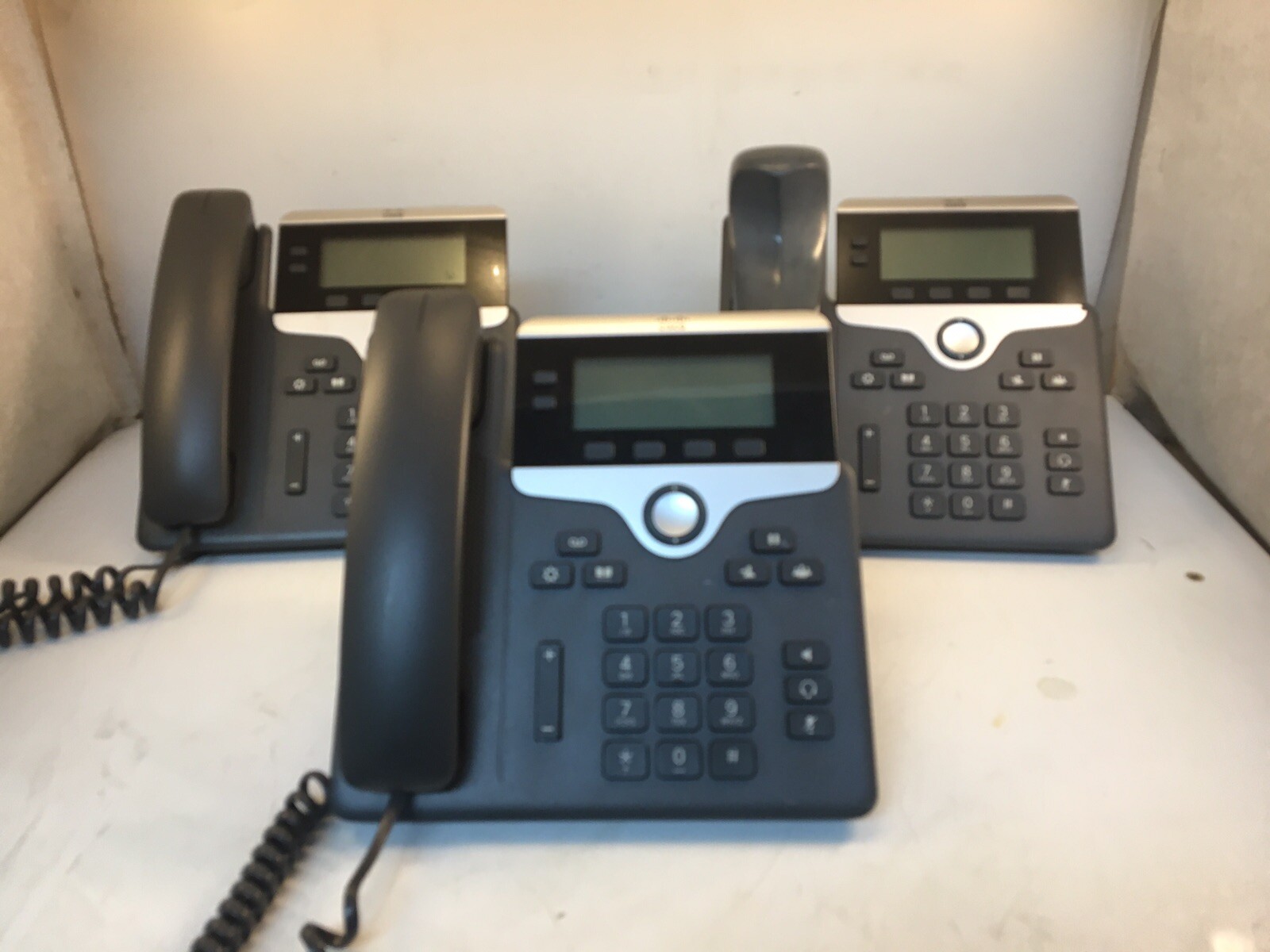 3 Cisco CP-7821 4 Line IP Business Phones No Stands, *Factory Reset* see photos