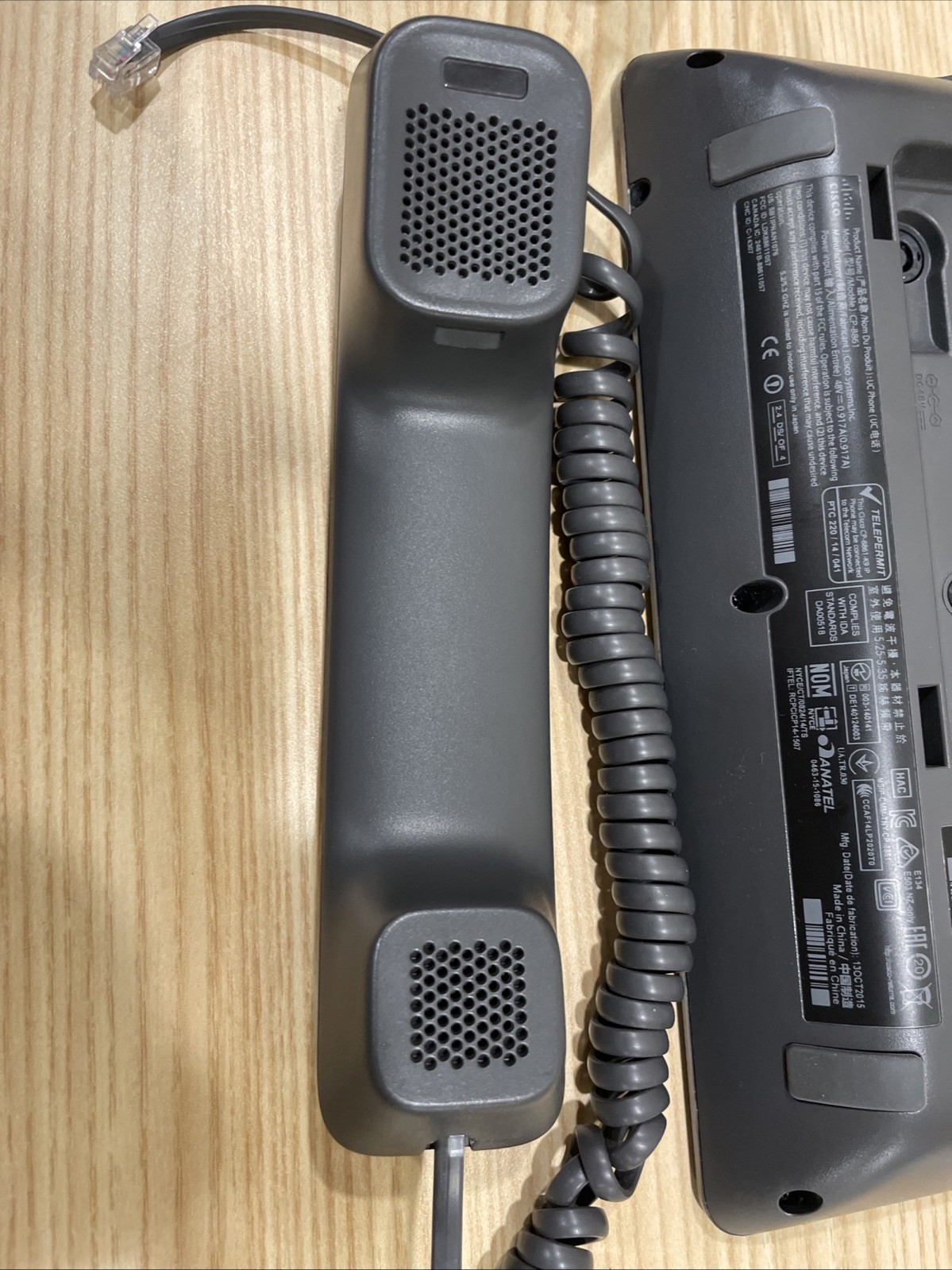 CISCO IP Phone Serie 8800, Model CP-8861