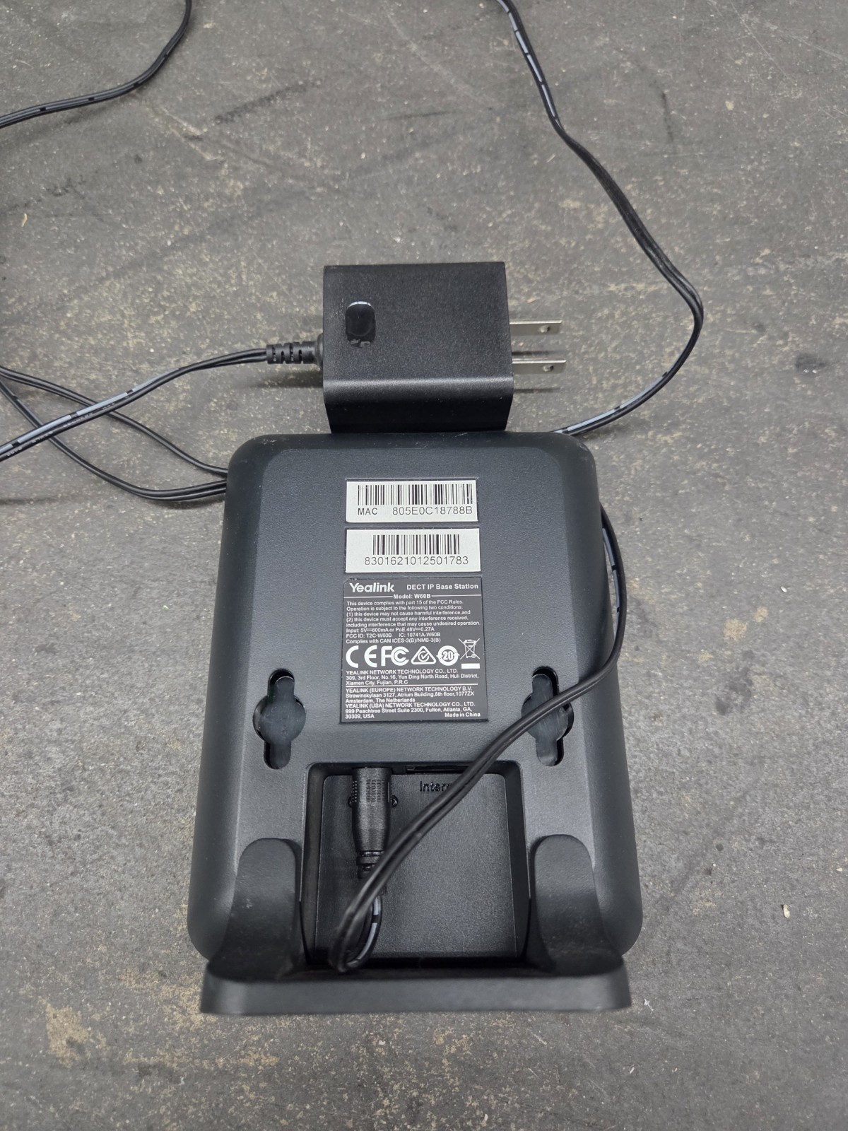 Yealink W60B DECT IP Base Station With Power Supply and Stand