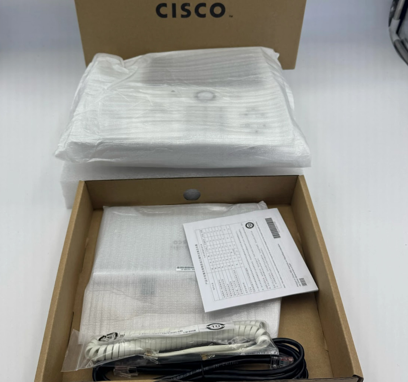 Cisco CP-8851-W-K9 VoIP IP PoE Color LCD Display White Phone CP-8851-K9-RF