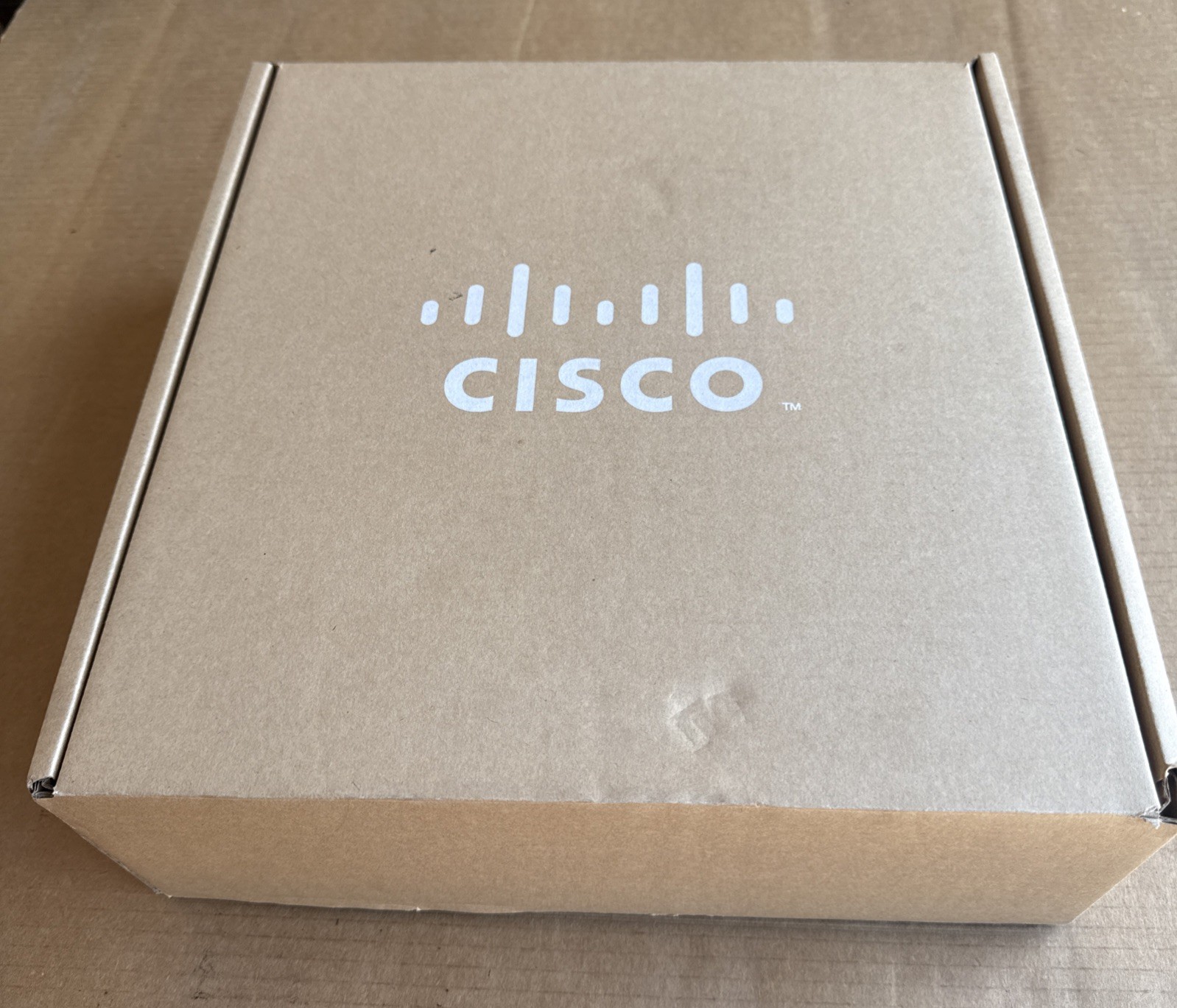 Cisco 8832 Wideband Audio Conference Phone, CP-8832-K9 **NEW SEALED**