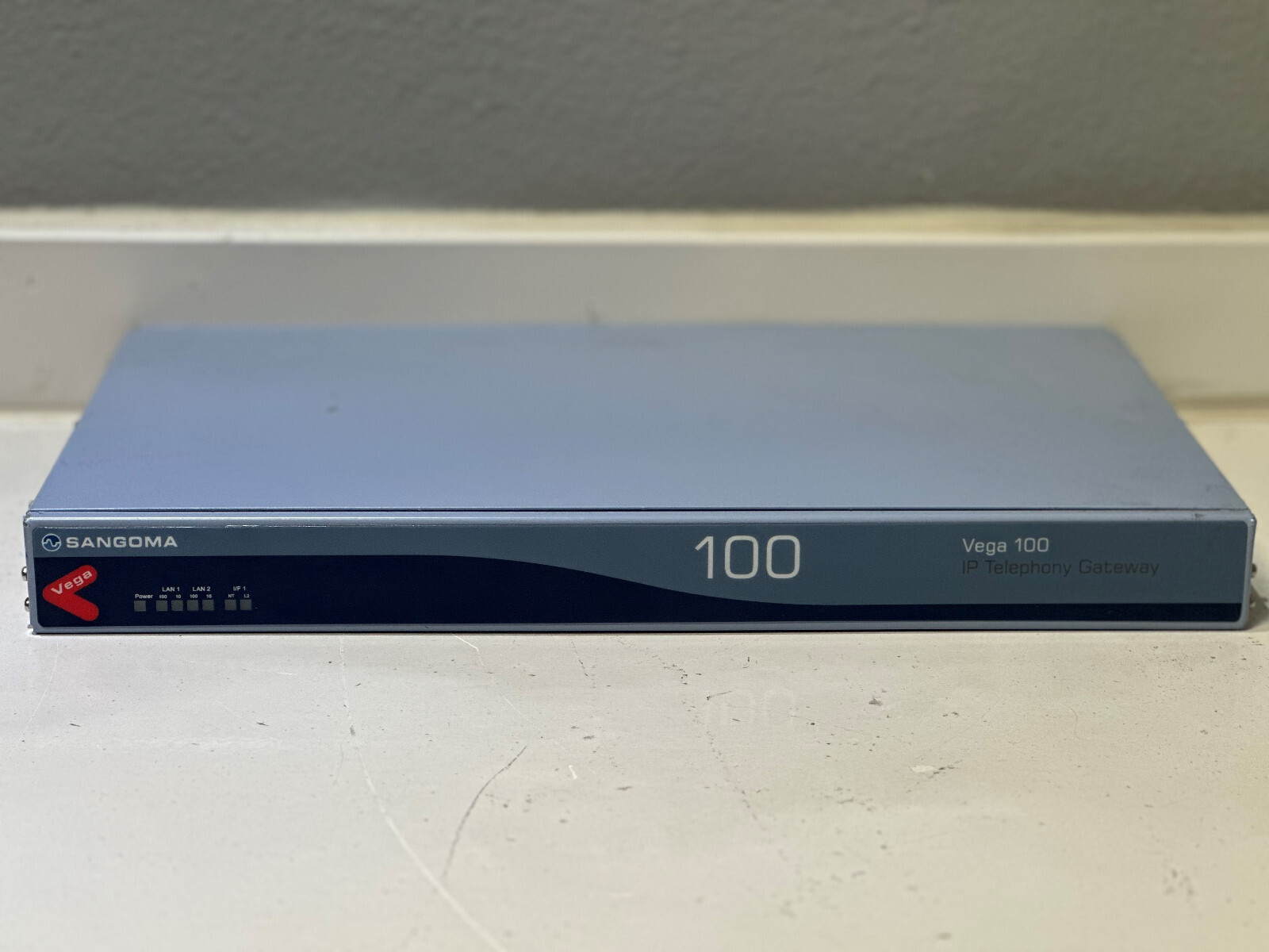 Sangoma Vega 100 IP Telephone Gateway