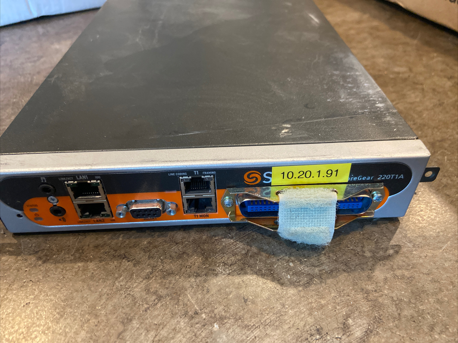Shoretel SG 220T1A Switch