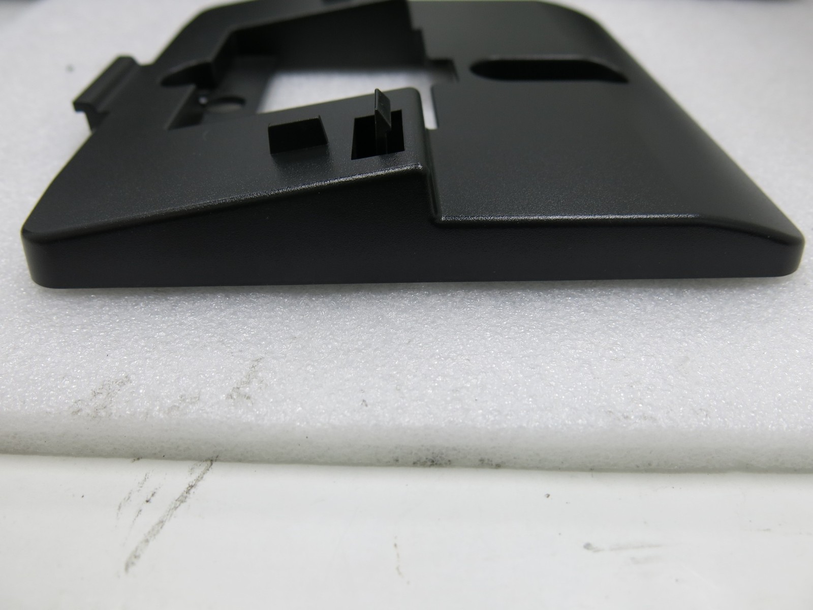 OEM Polycom SoundPoint IP Desk Stand Base Wall Mount for IP 320 321 330 331 335