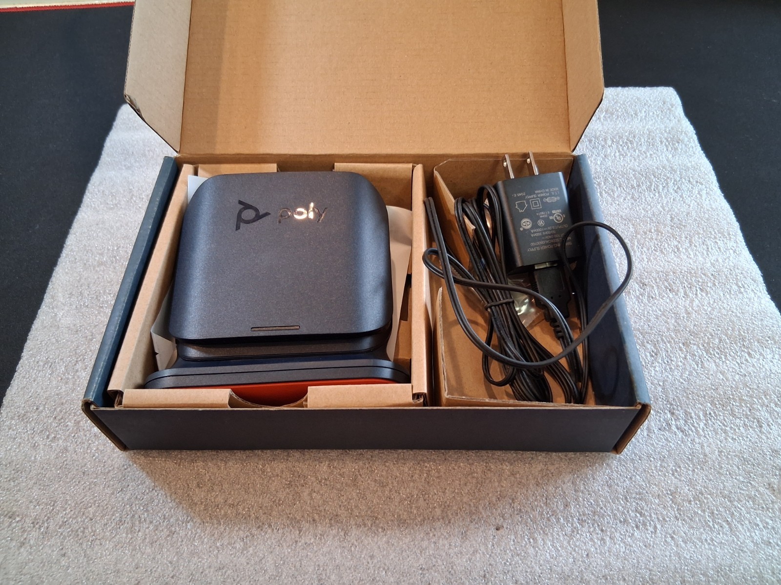 Poly Rove R8 DECT Repeater (2200-86840-001)