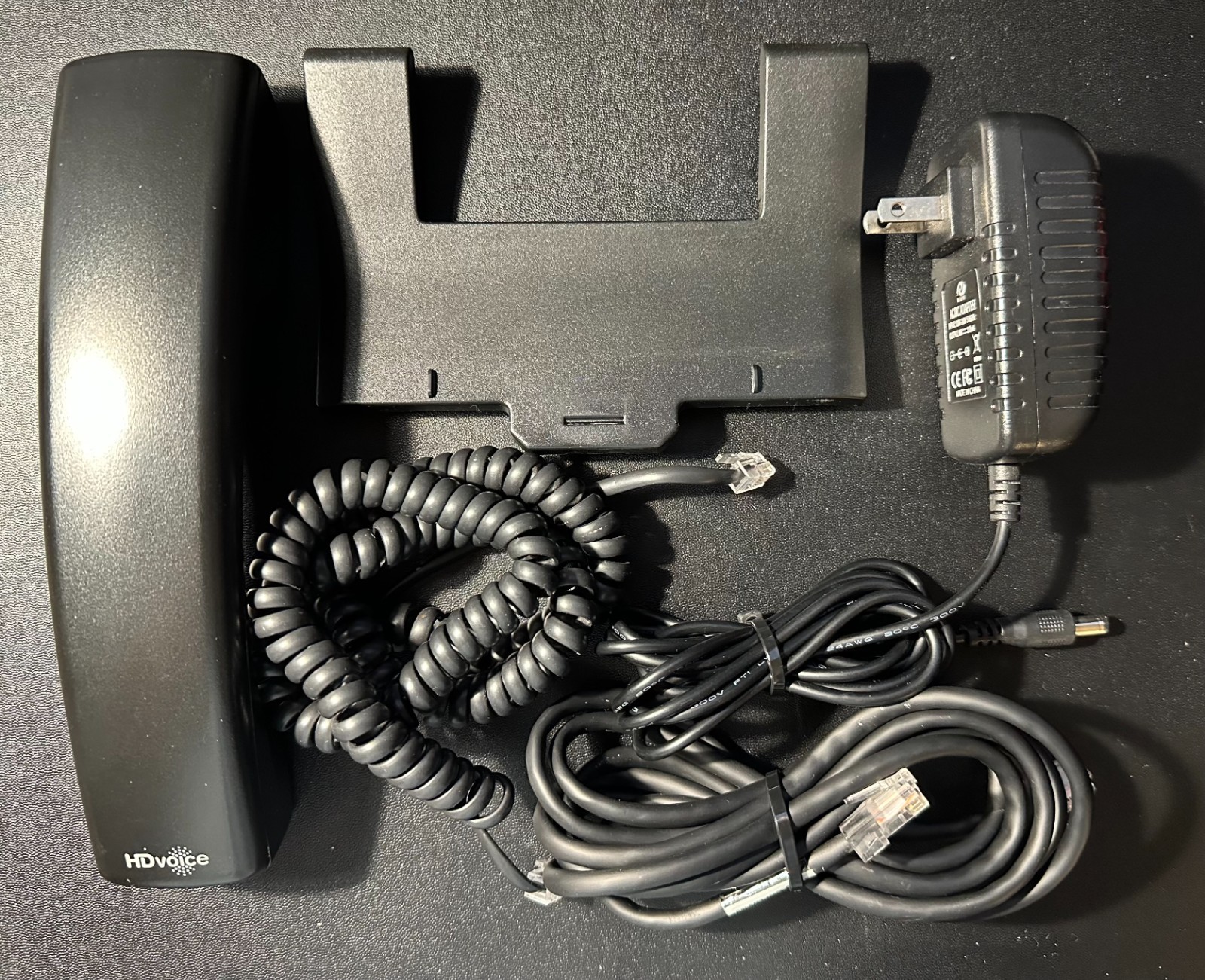 Polycom VVX 500 12-Line VoIP Touchscreen Desk Phone HD Voice Complete Tested