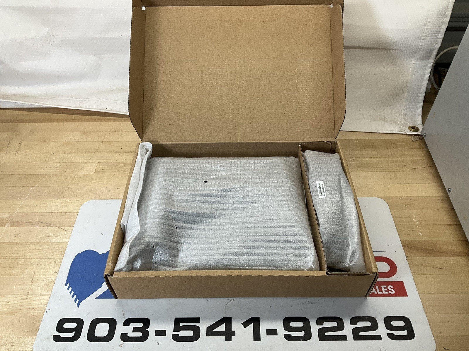 Cisco CP-8851-3PCC-K9= IP Phone – New!! FREE SHIPPING