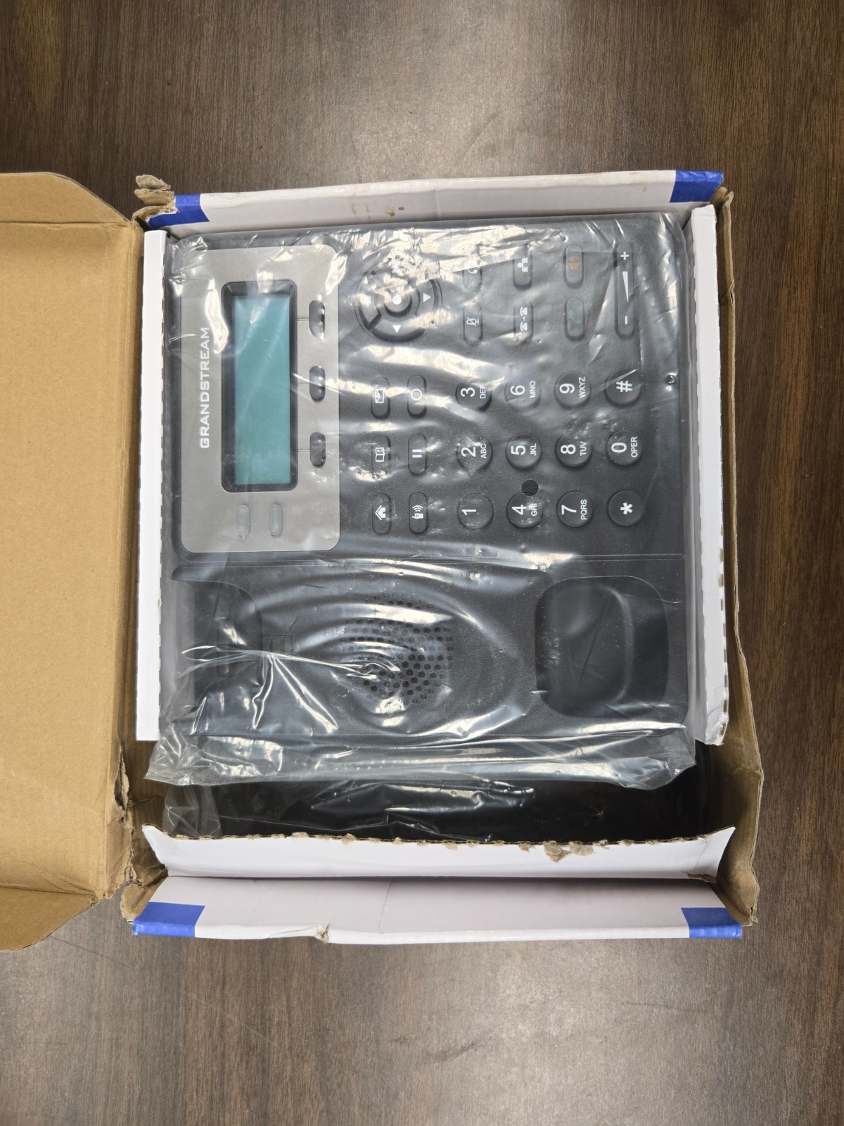 Grandstream GXP1610/1615 IP Phone – Corded Wall Mountable – Black