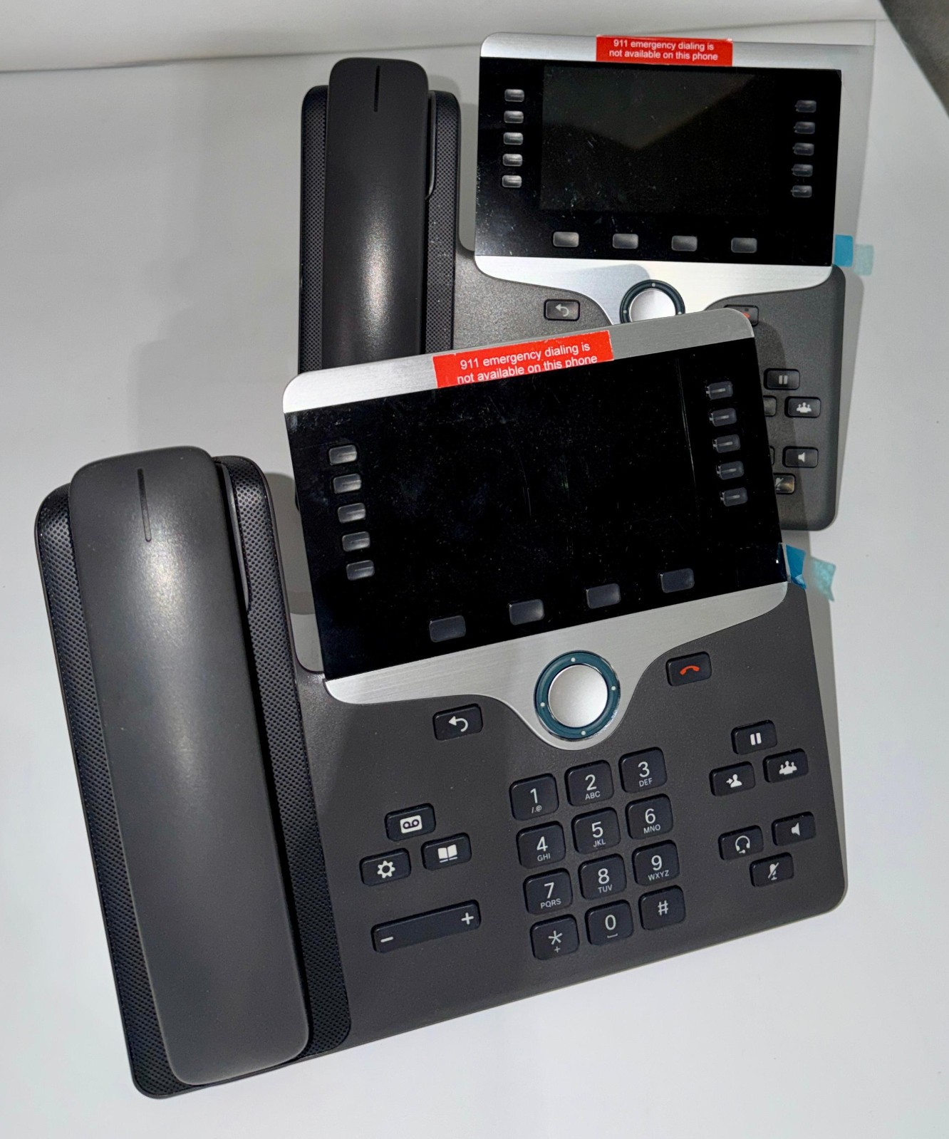 Lot of 2 CP-8851-K9 – Cisco IP Phone