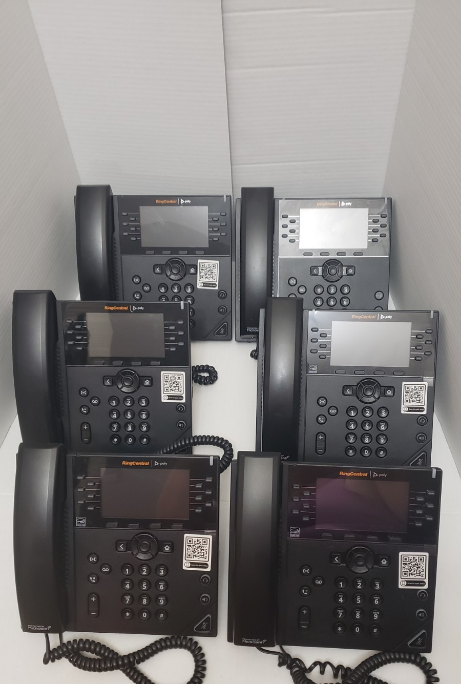 Poly VVX 450 POE IP Desk Corded Phone Wall Mountable Black LOT OF 6 VVX450