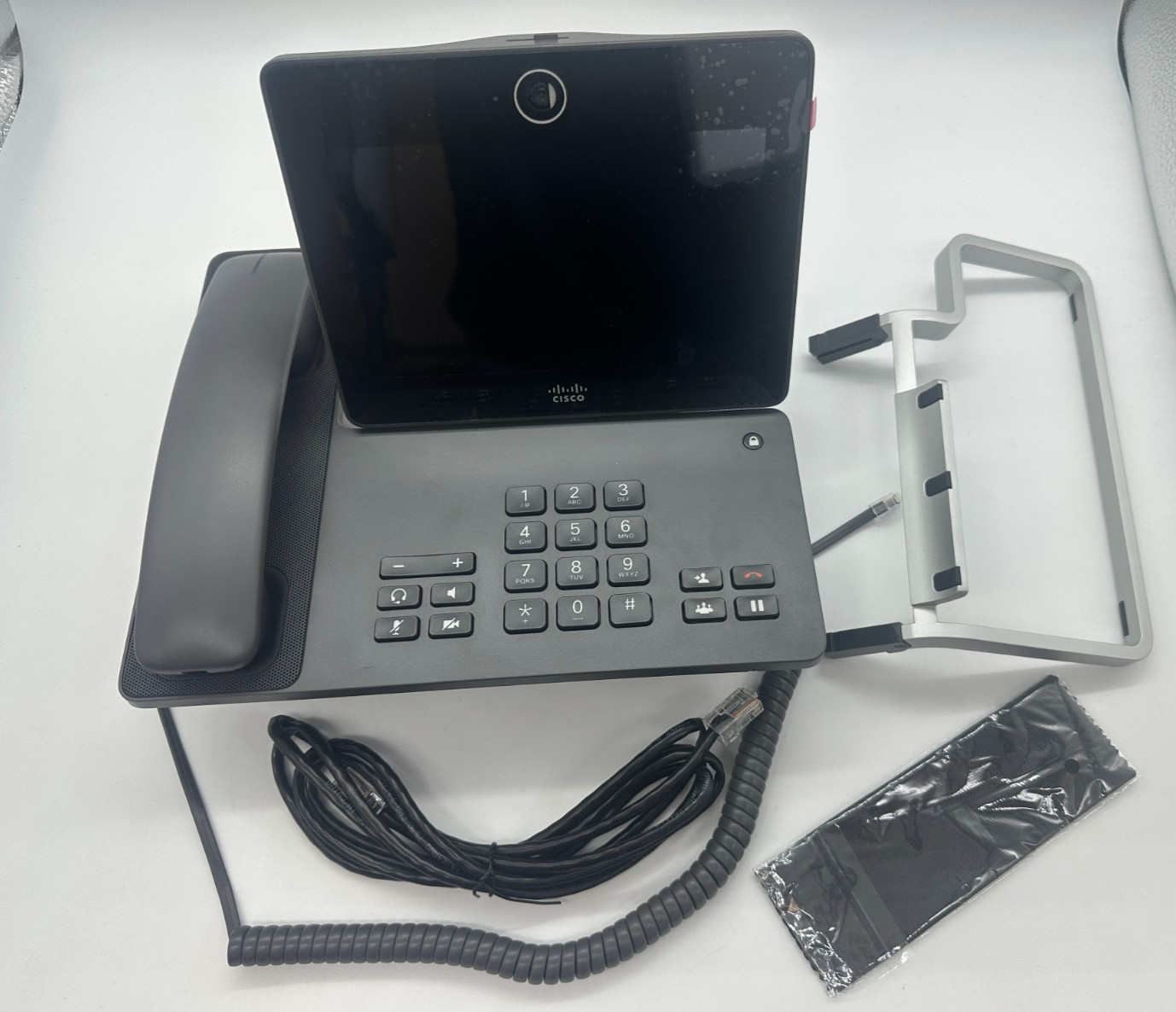 Cisco Line IP Video Phone – Charcoal – NEW SEALED CP-DX650-K9
