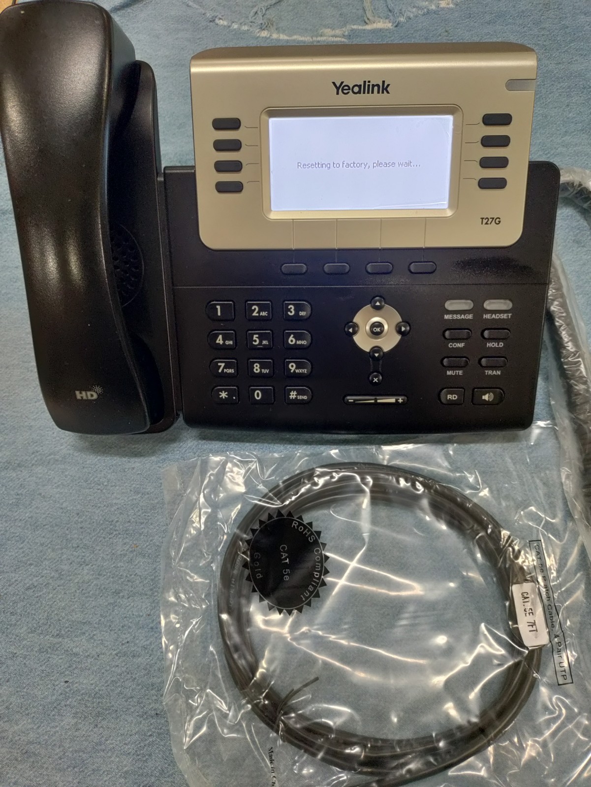 Yealink SIP-T27G Business Gigabit PoE Phone Backlit LCD Display, defaulted