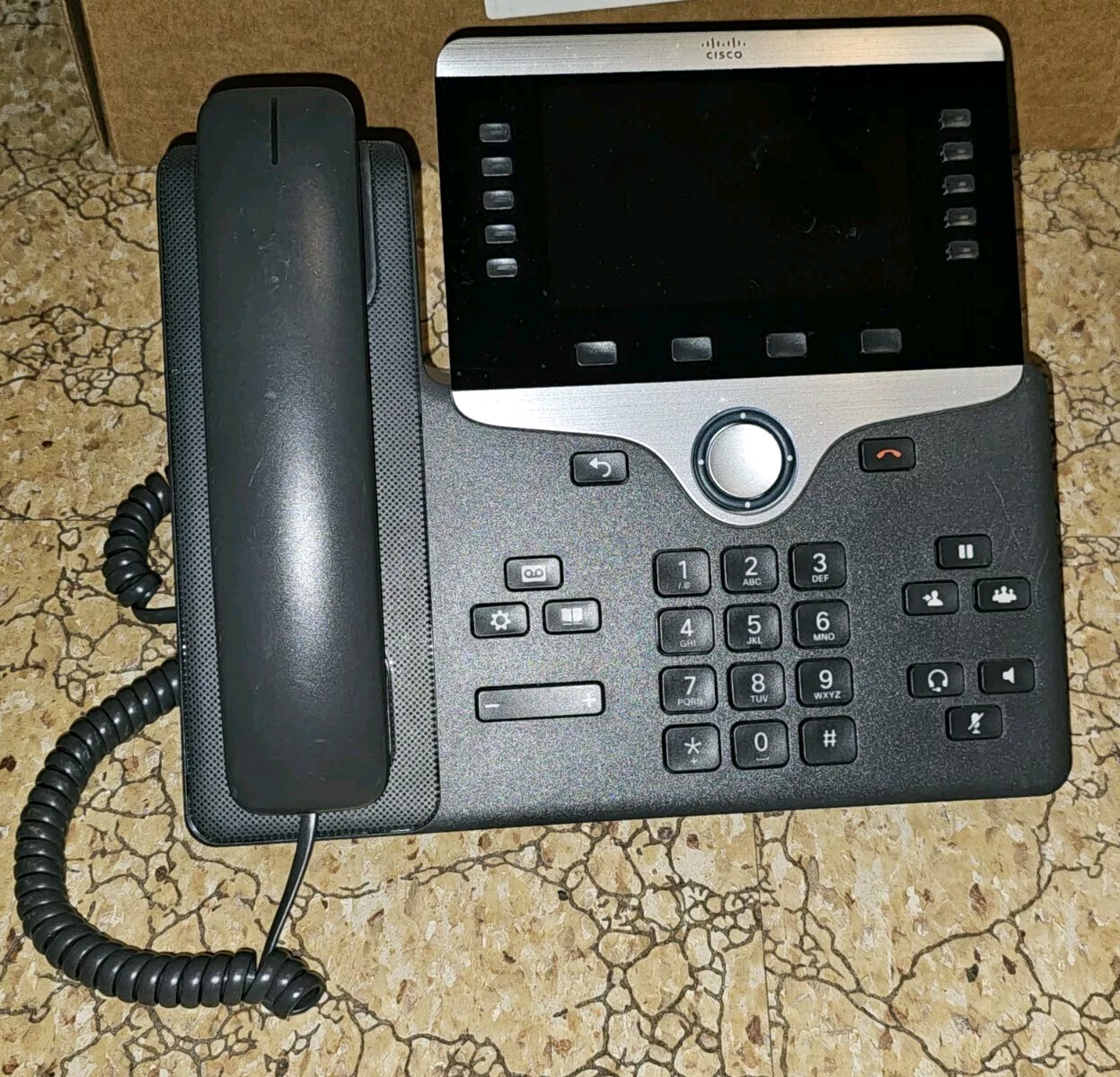Cisco CP-8811 Corded IP Phone Business VOIP **NO POWER ADAPTER**