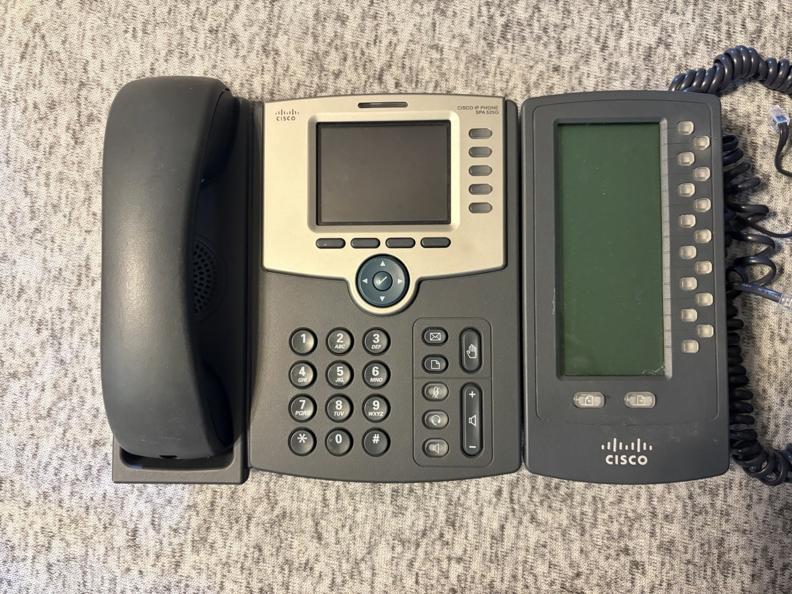 Cisco SPA525G2 5-Line VoIP Business IP Phone POE With Sidecar SPA500DS 15 Button