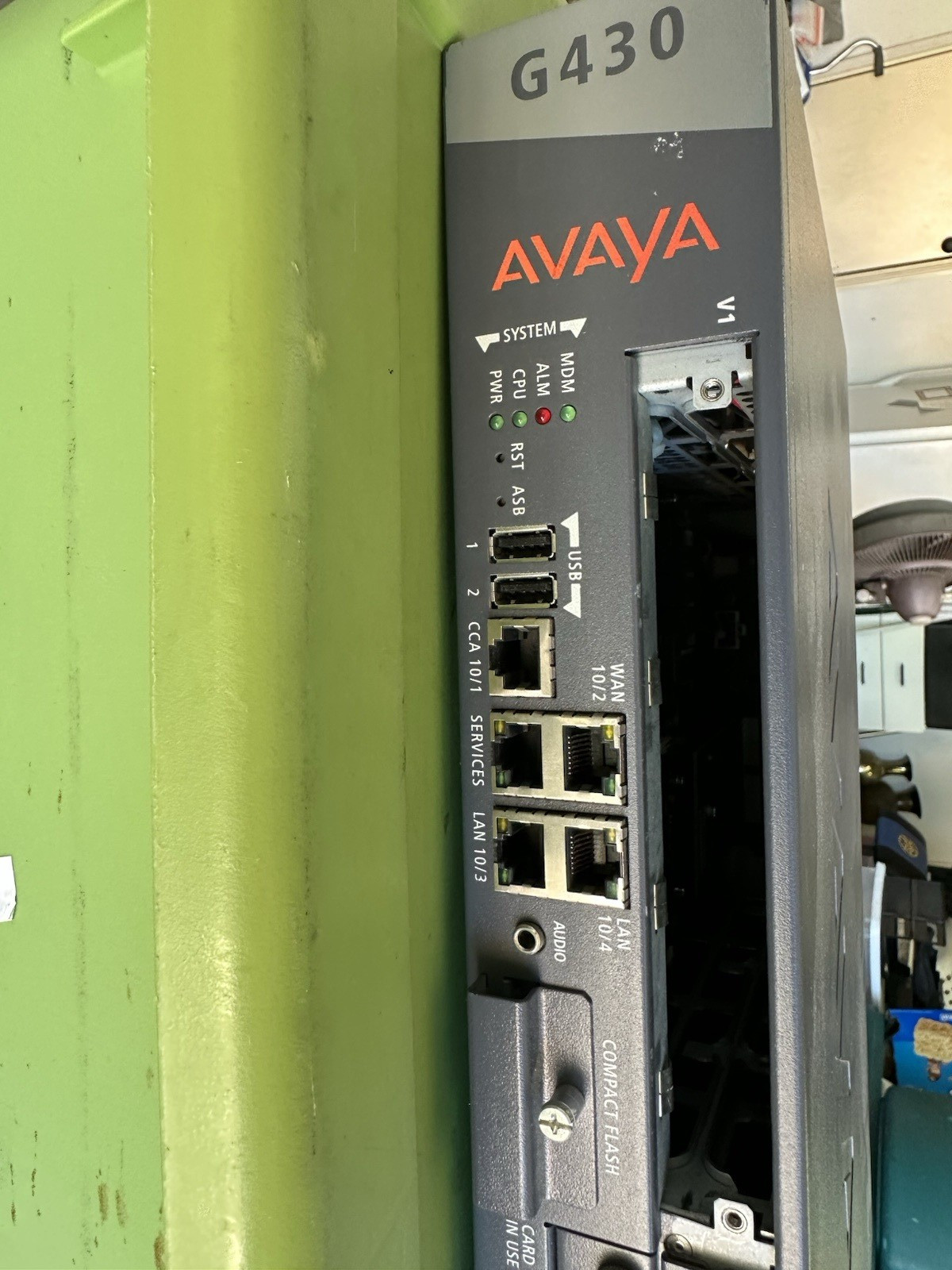 Avaya G430 IP PBX Media Gateway 10-Line USB Ethernet (RJ-45) Compact Flash