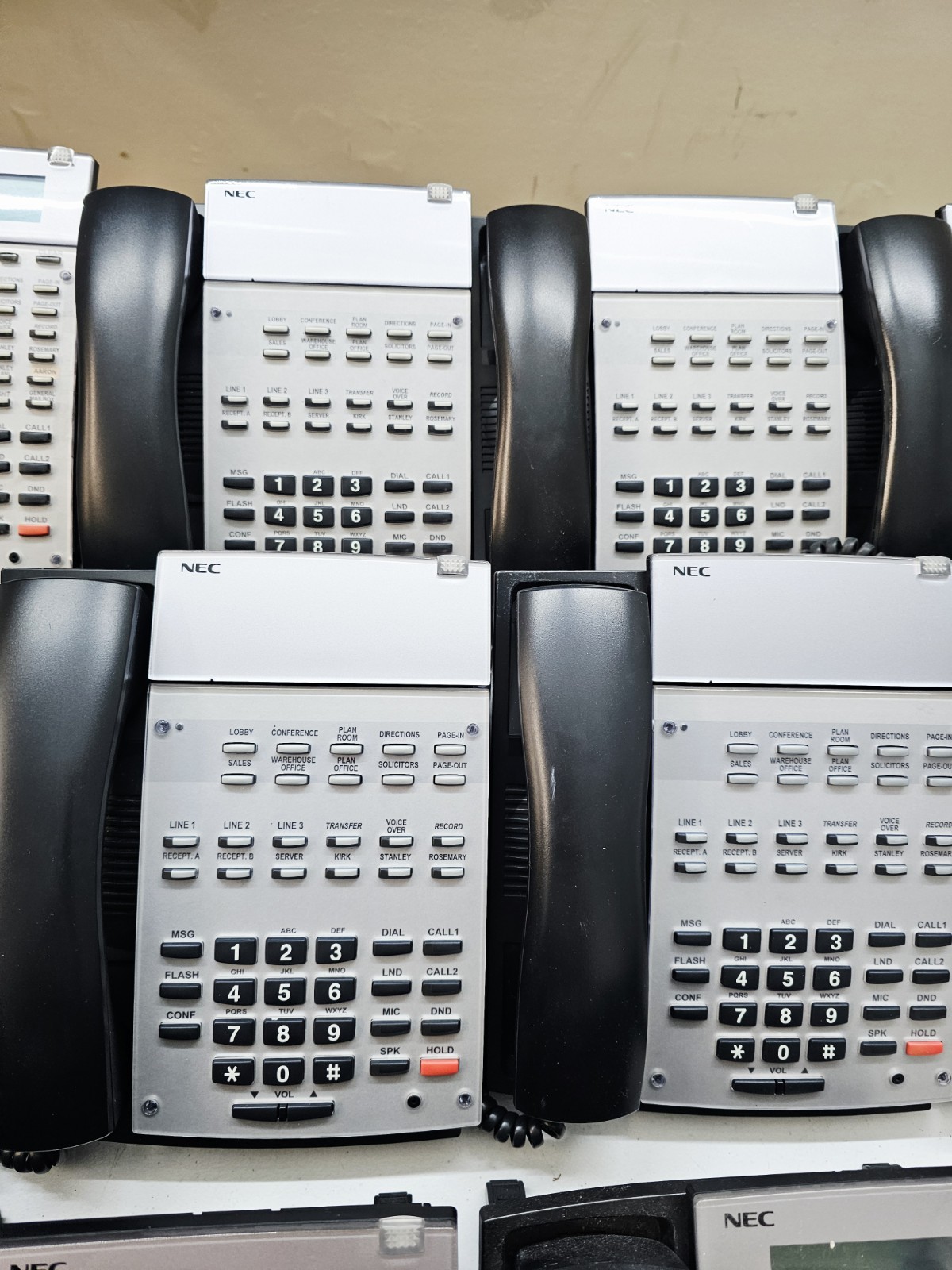 2004 NEC Aspire IP1NA-KSU-S1 System w/ 8hr Intra Mail & 14 Phones – From Working