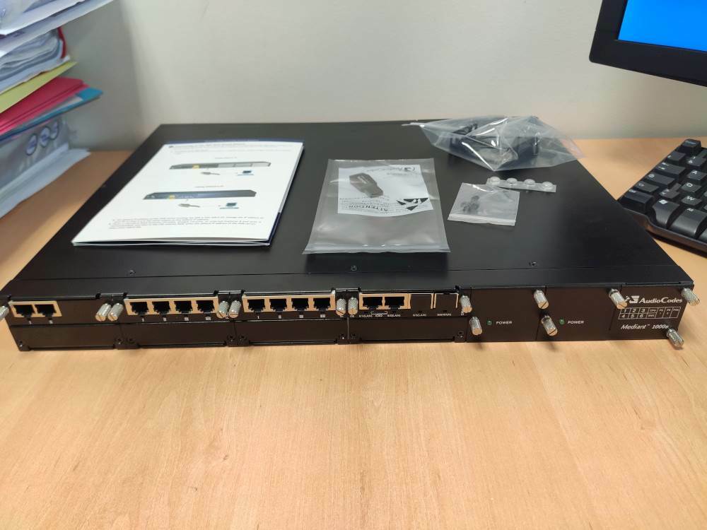 AudioCodes MEDIANT 1000B GTPM00693 M1K TMX-1_2SPAN / SMX-1_4FXS / OMX-1_4FXO_LS