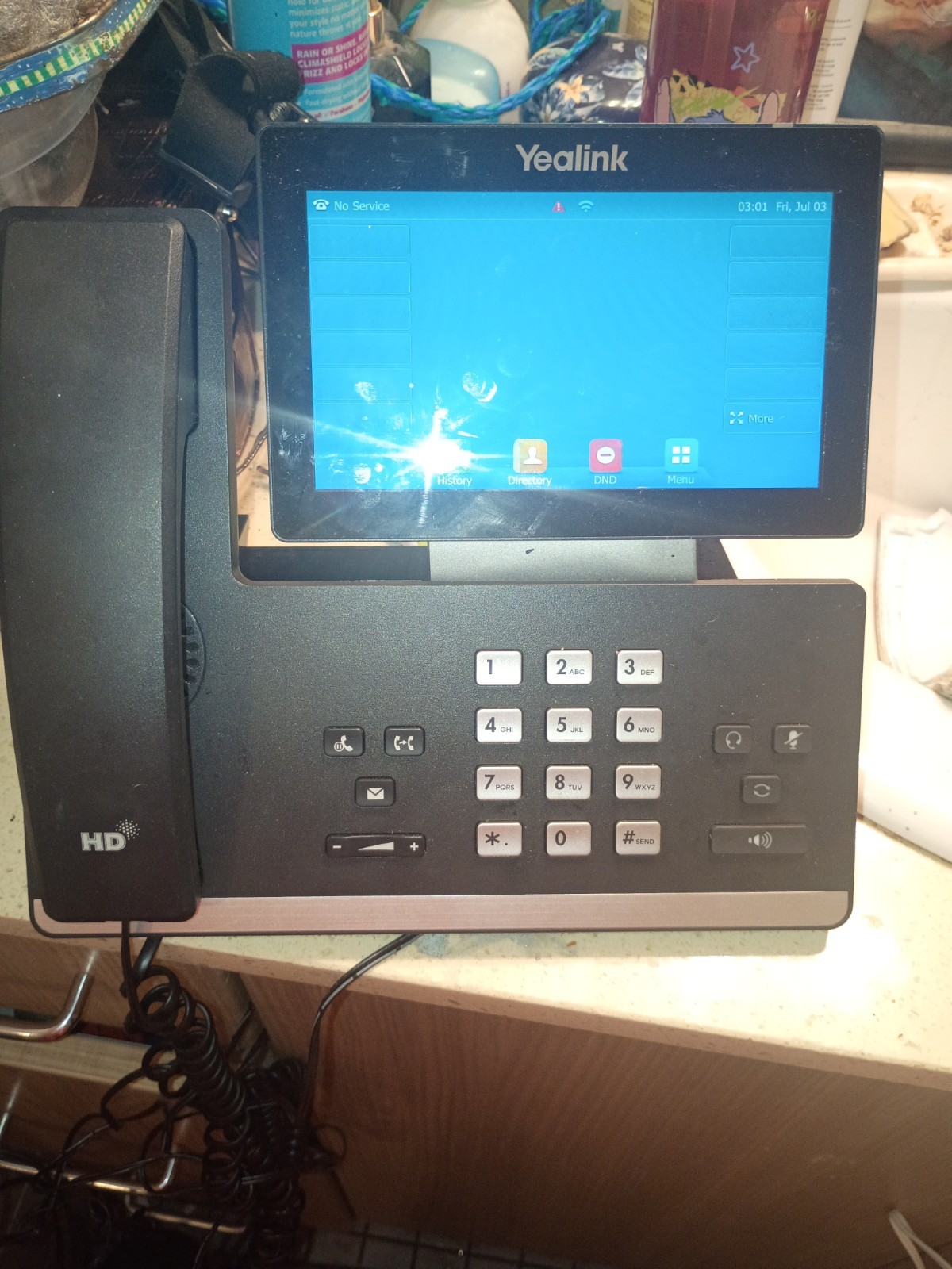Yealink IP Phone Black Touchscreen Color Display Handset Speakerphone