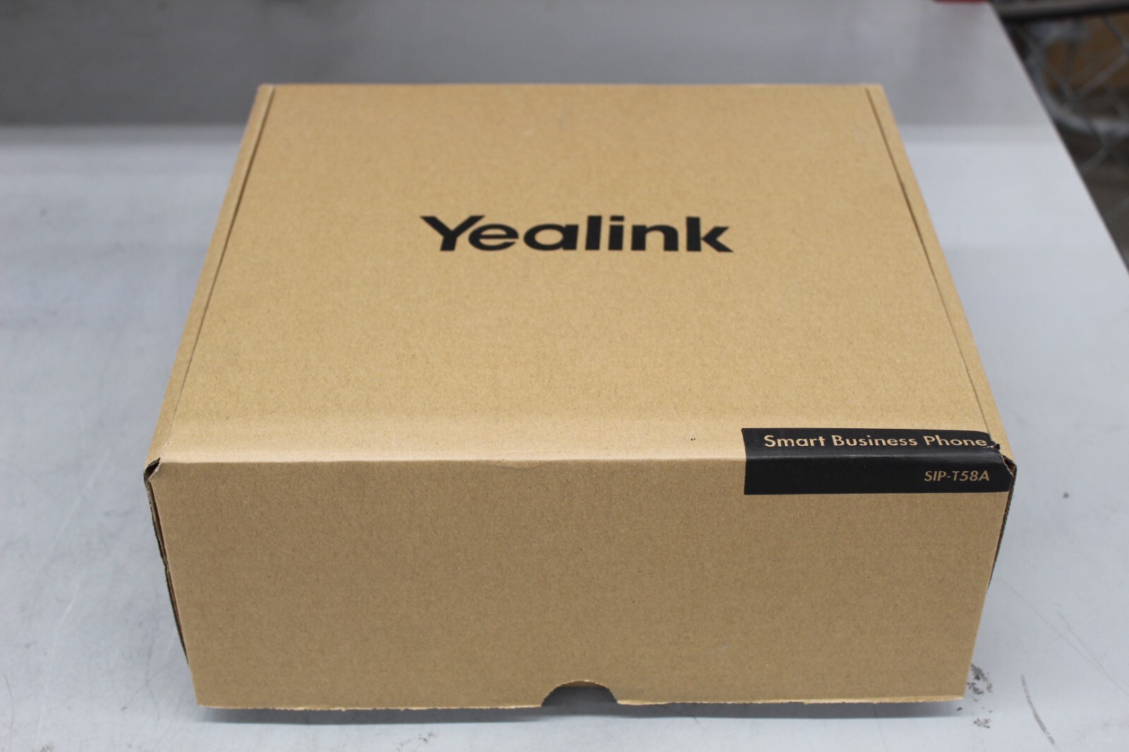 New Yealink SIP-T56A Smart Media VoIP Phone SIP Edition 7″ TouchScreen & Handset