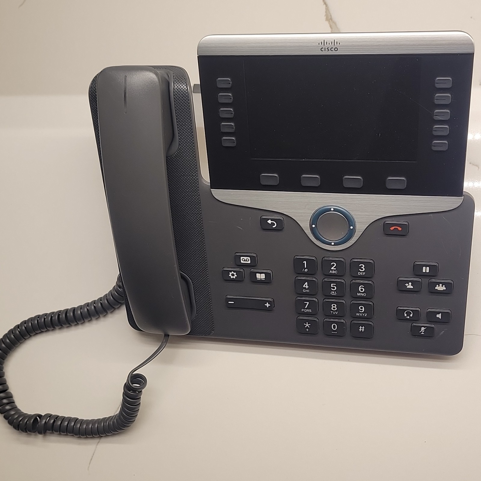 Cisco CP-8811 IP Phone VoIP PoE Tested Working w/ Handset & Stand