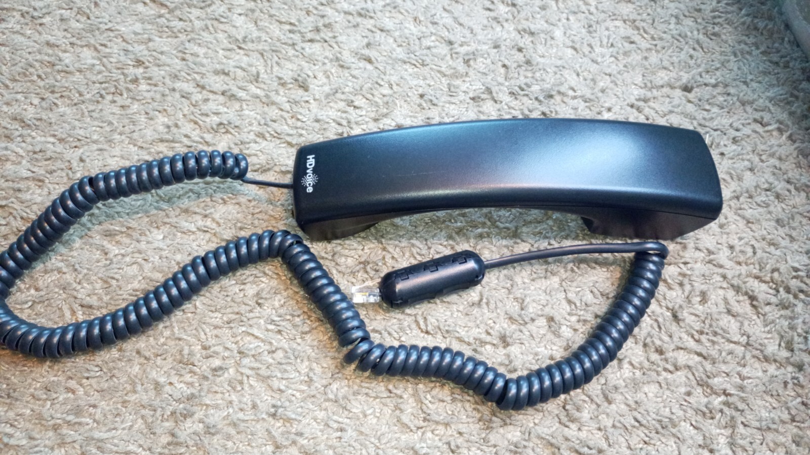 Polycom VVX300 WORK KIT great condition w/ purpose made bag FREE SHIPPING USA