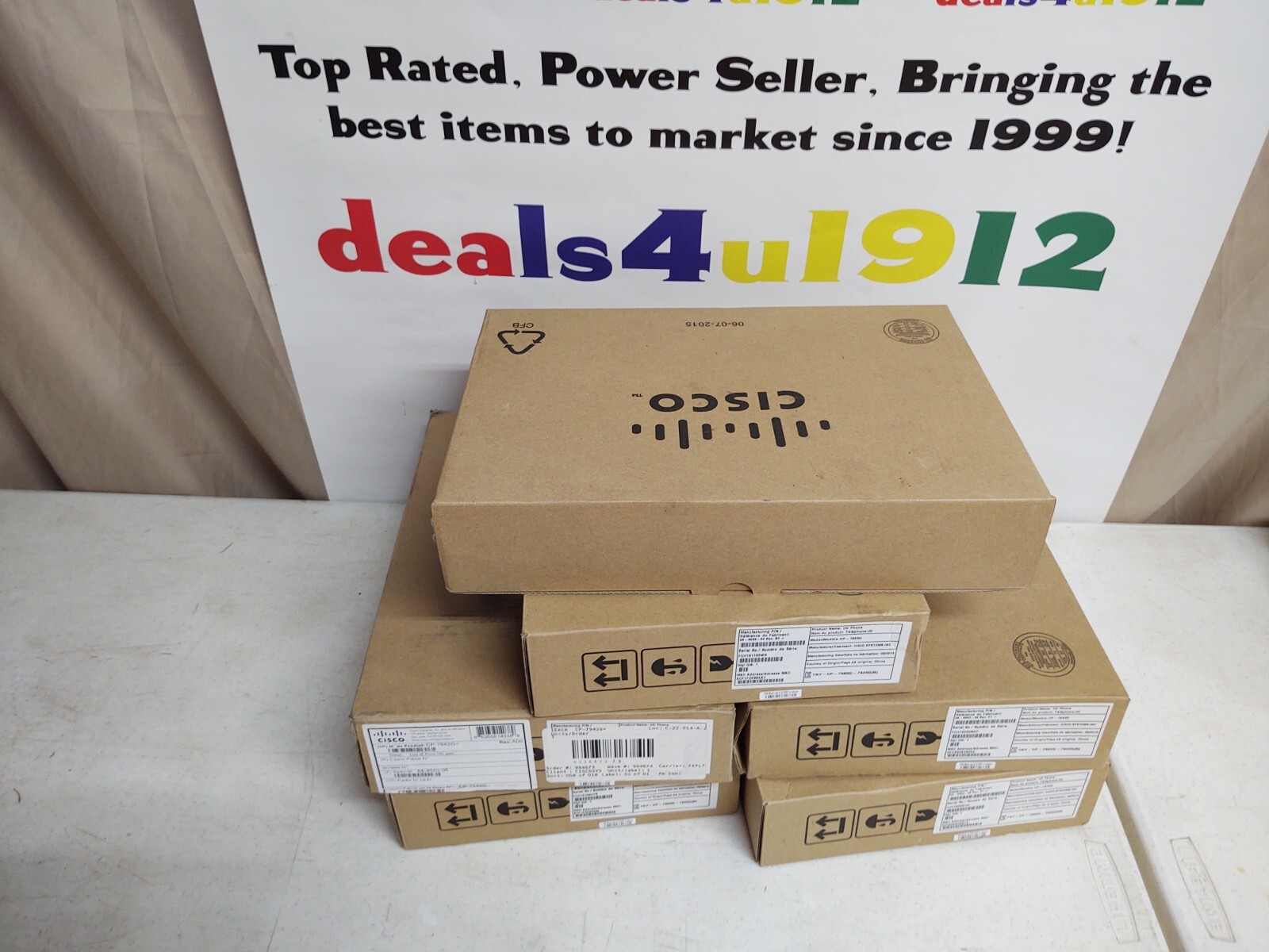 Cisco CP-7942G Unified IP VoIP Business Office Phone w/Base & Handset 68-4589-04