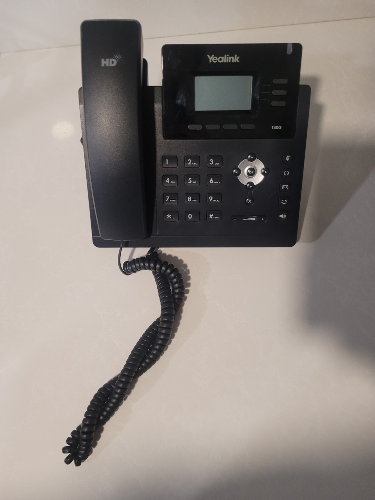 Yealink SIP-T40G – VoIP phone – 3-way call capability (lot of 6)power pack incl