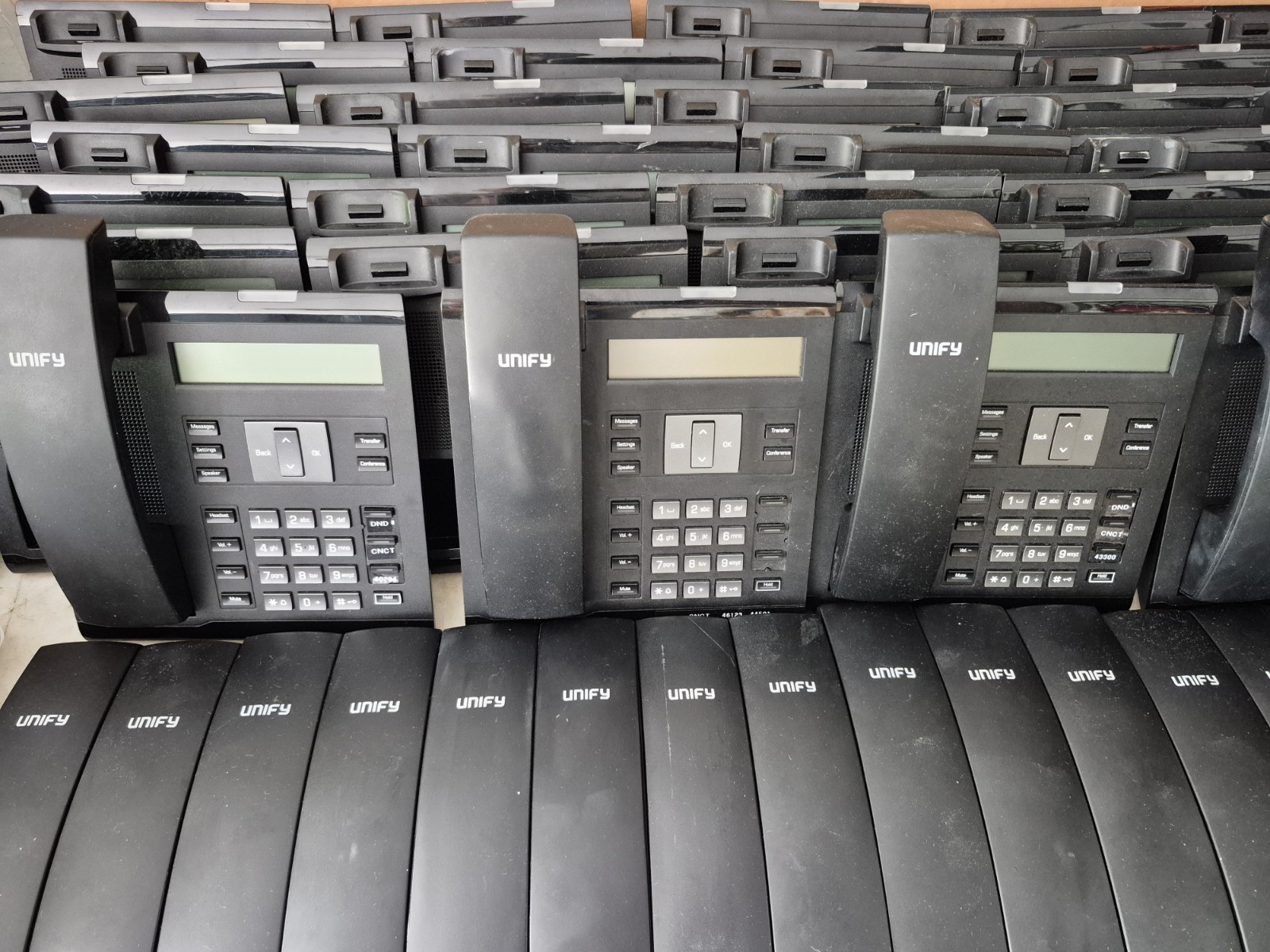 UNIFY Openscape IP35G HFA Phones Black QTY-4