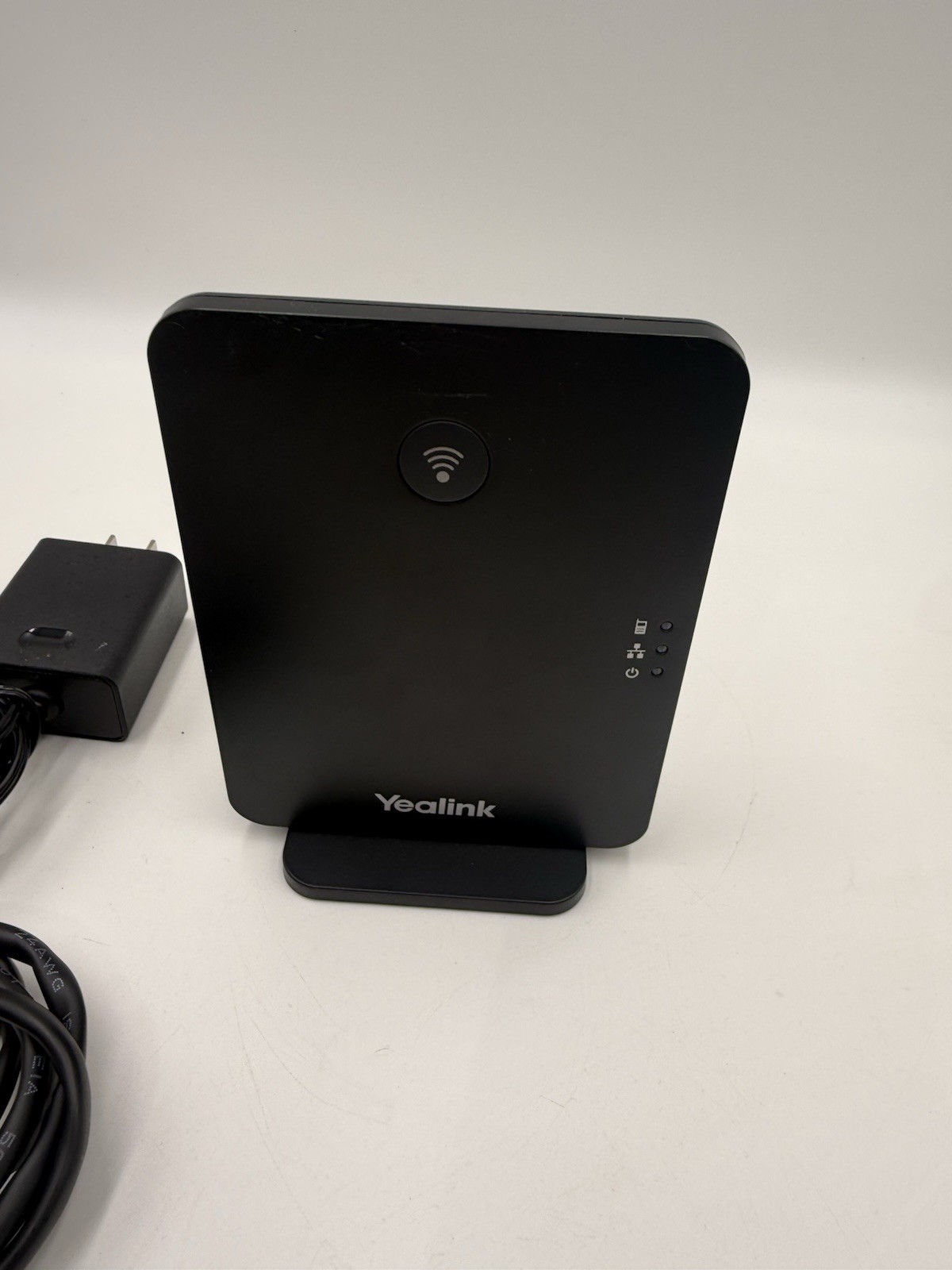 Yealink W70B DECT IP Phone Wireless Base Station VoIP SIP Network System W73H